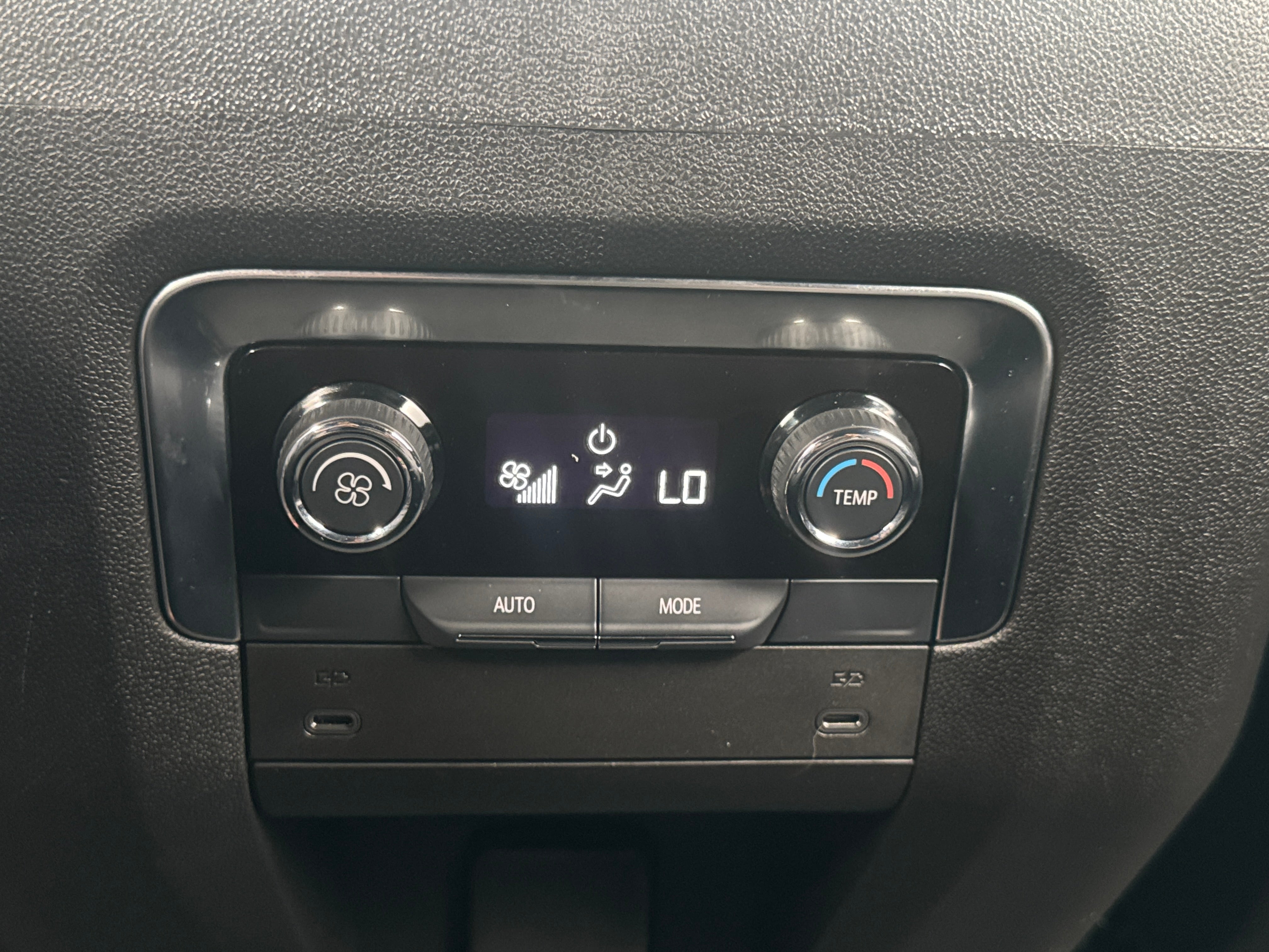 2025 Chevrolet Suburban