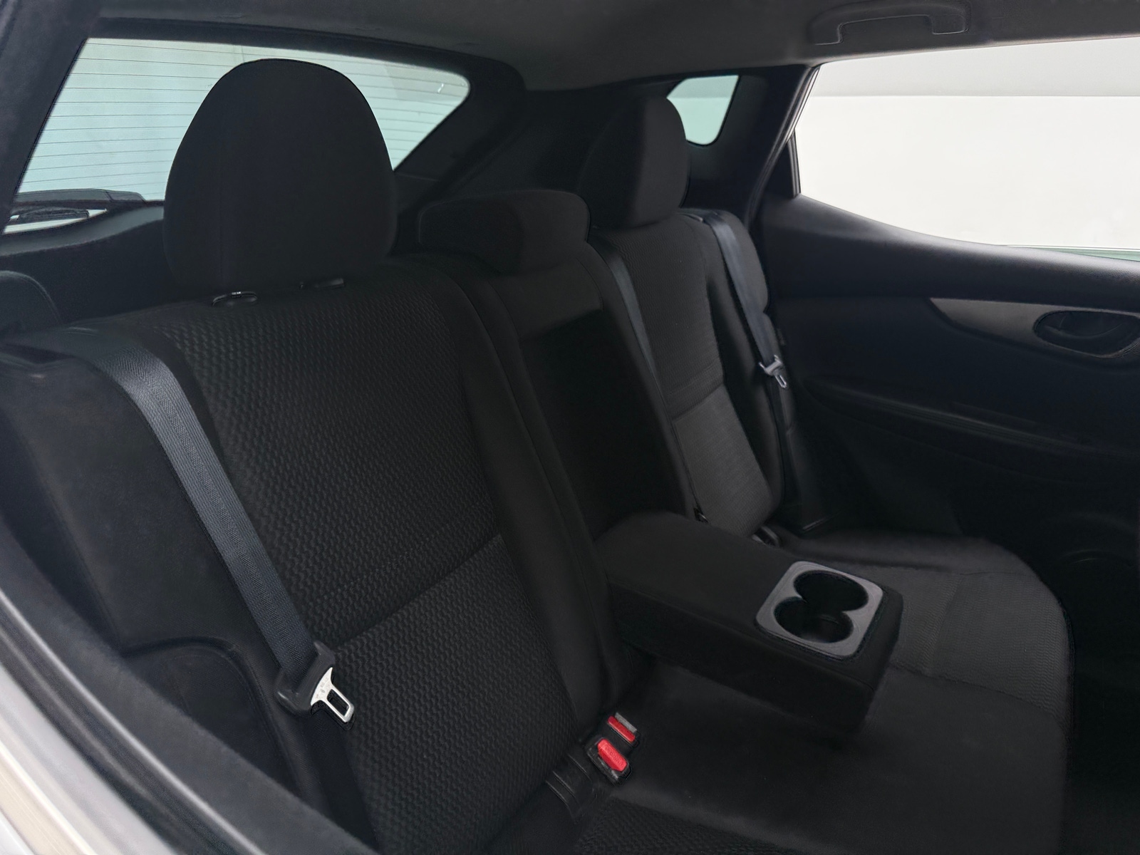 Thumbnail: 2020 Nissan Rogue Sport - 6