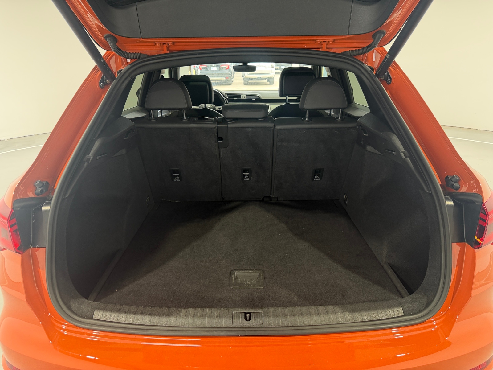Thumbnail: 2021 Audi Q3 - 7