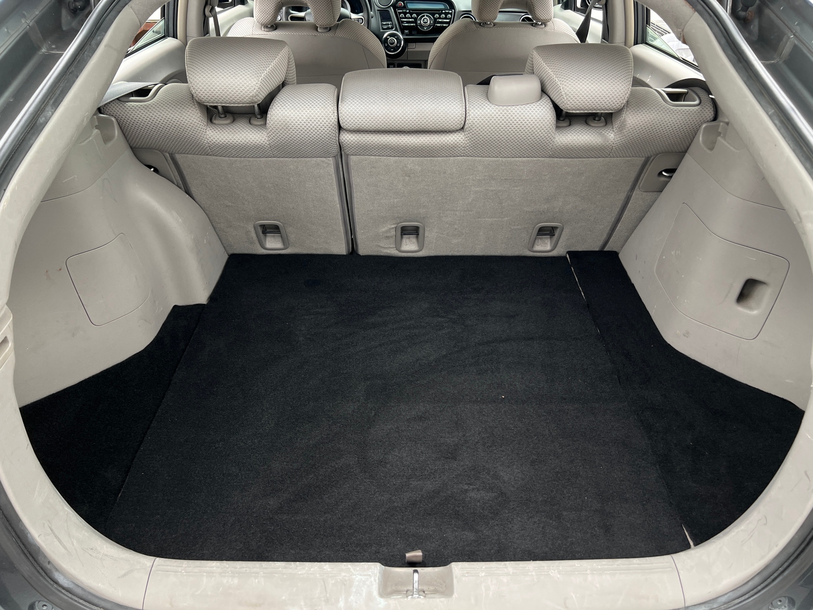 Thumbnail: 2011 Honda Insight - 7
