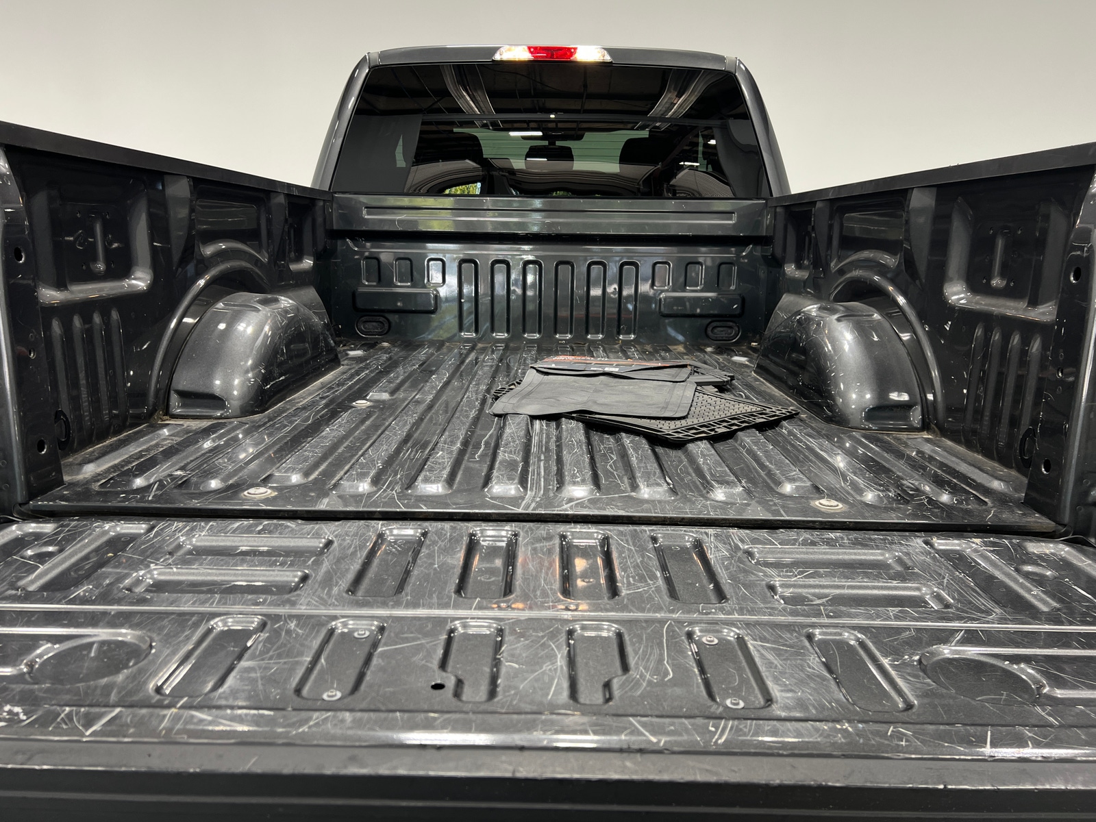 Thumbnail: 2020 Ford Econoline - 7