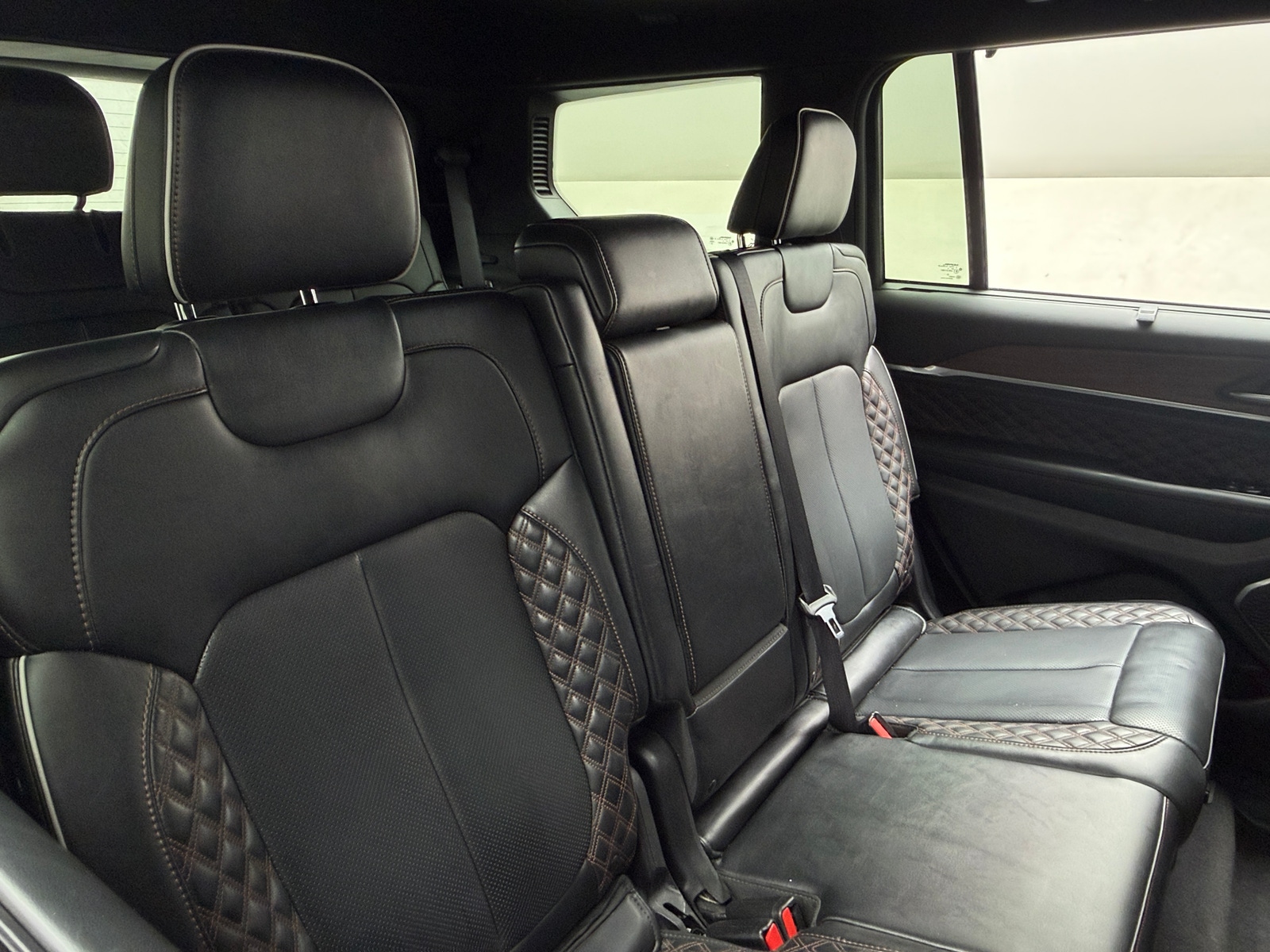 Thumbnail: 2023 Jeep Grand Cherokee L - 5