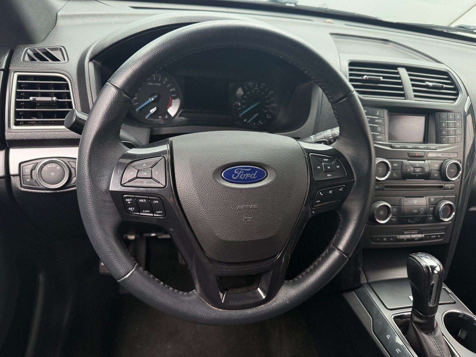 Thumbnail: 2017 Ford Explorer - 5