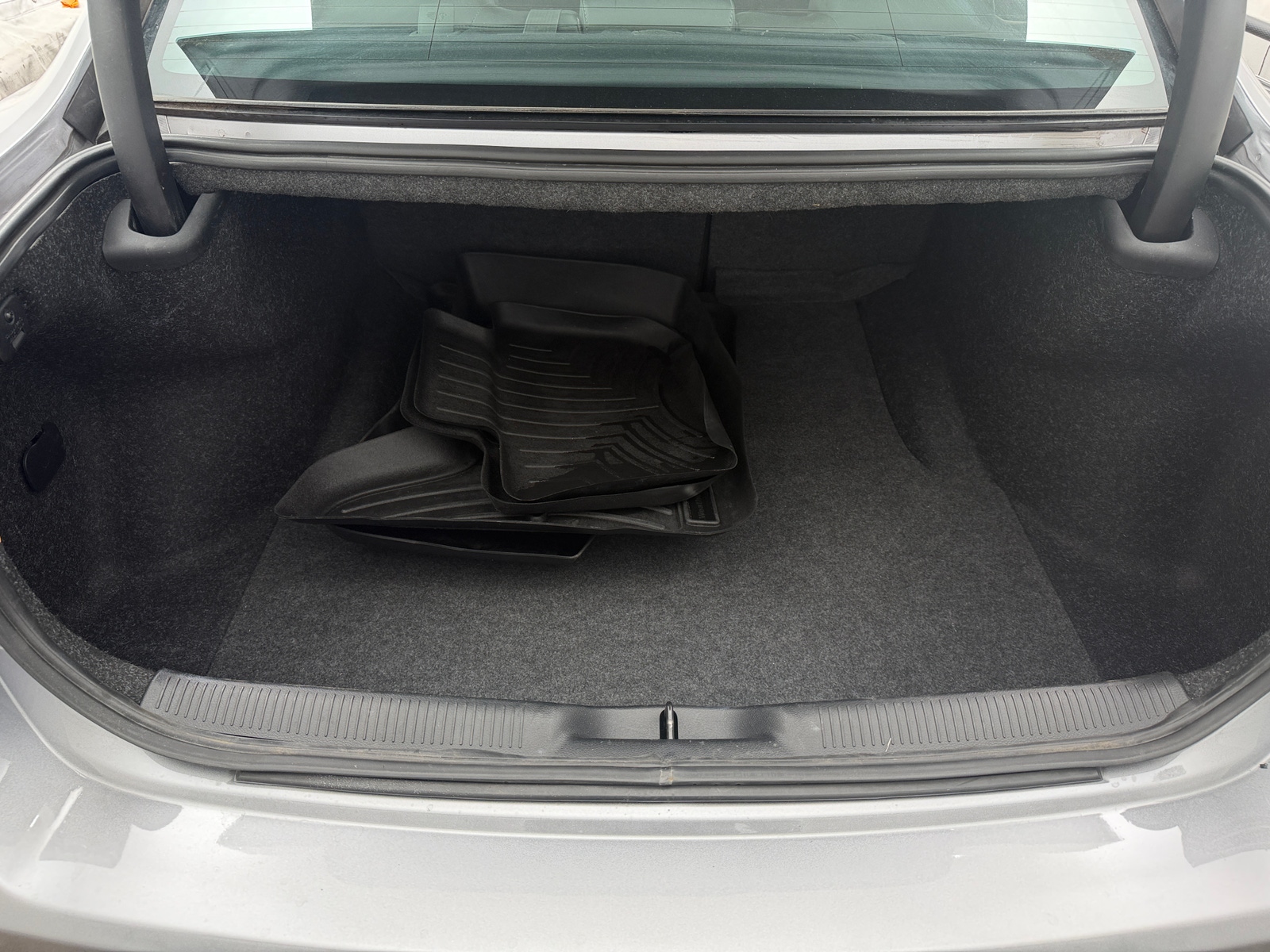 Thumbnail: 2016 Dodge Charger - 6
