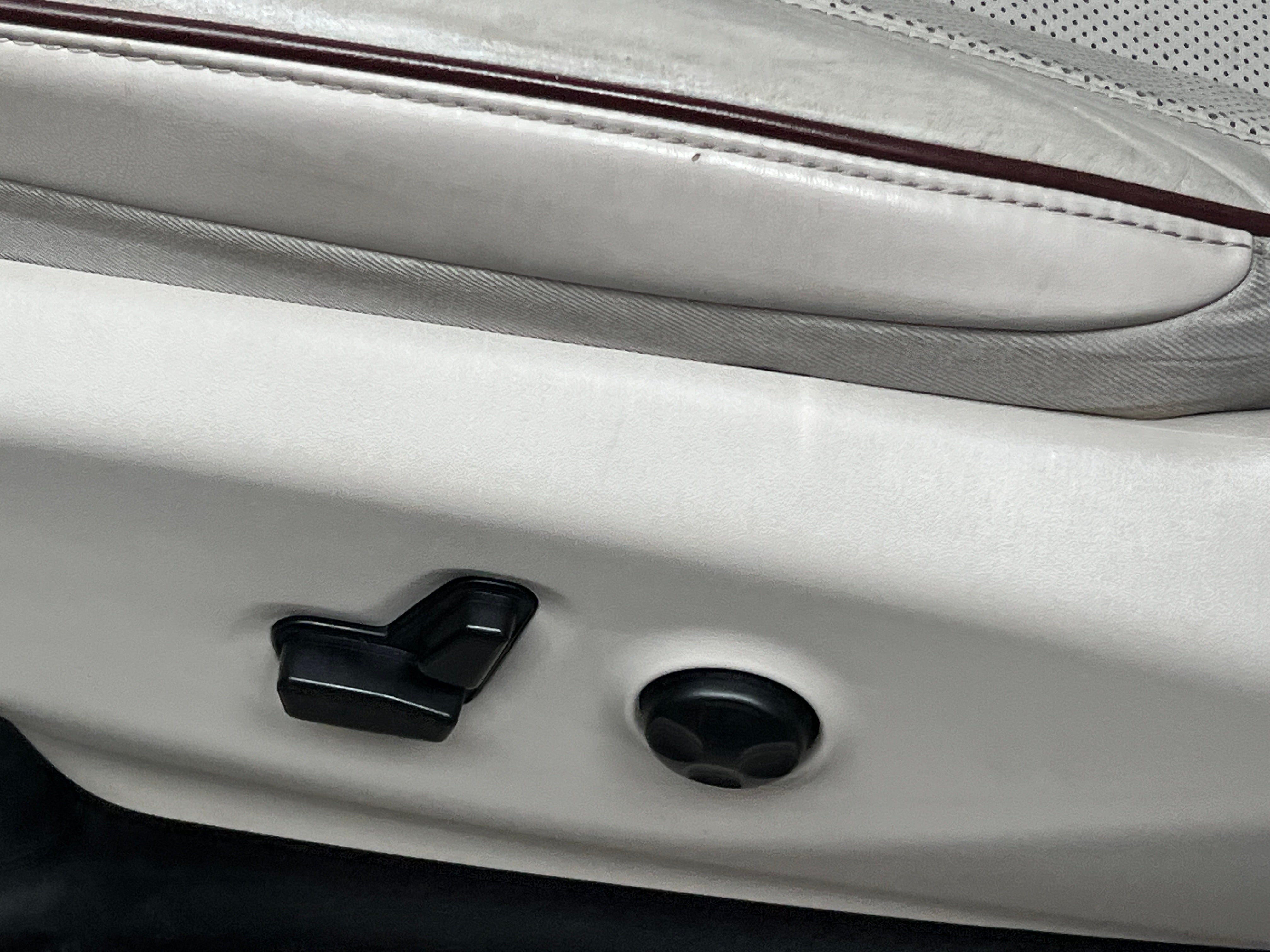 2020 Chrysler Pacifica Limited - Photo 22