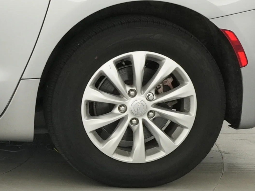2020 Chrysler Pacifica Limited - Photo 24