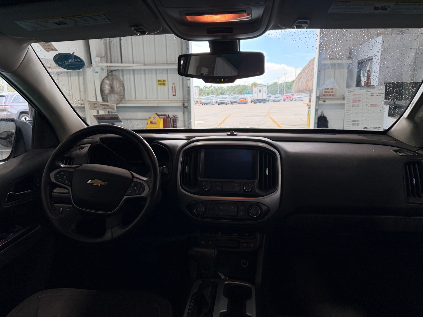 Thumbnail: 2021 Chevrolet Colorado - 3