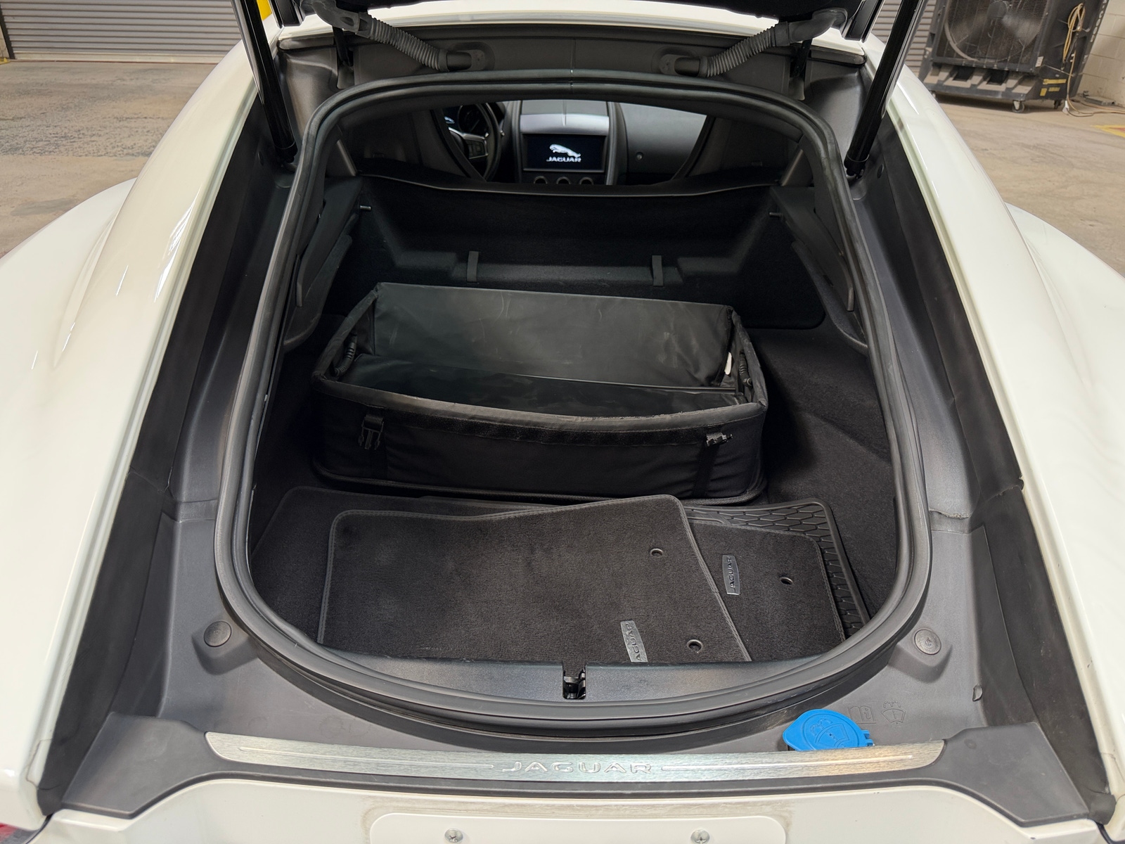 Thumbnail: 2020 Jaguar F-Type - 5