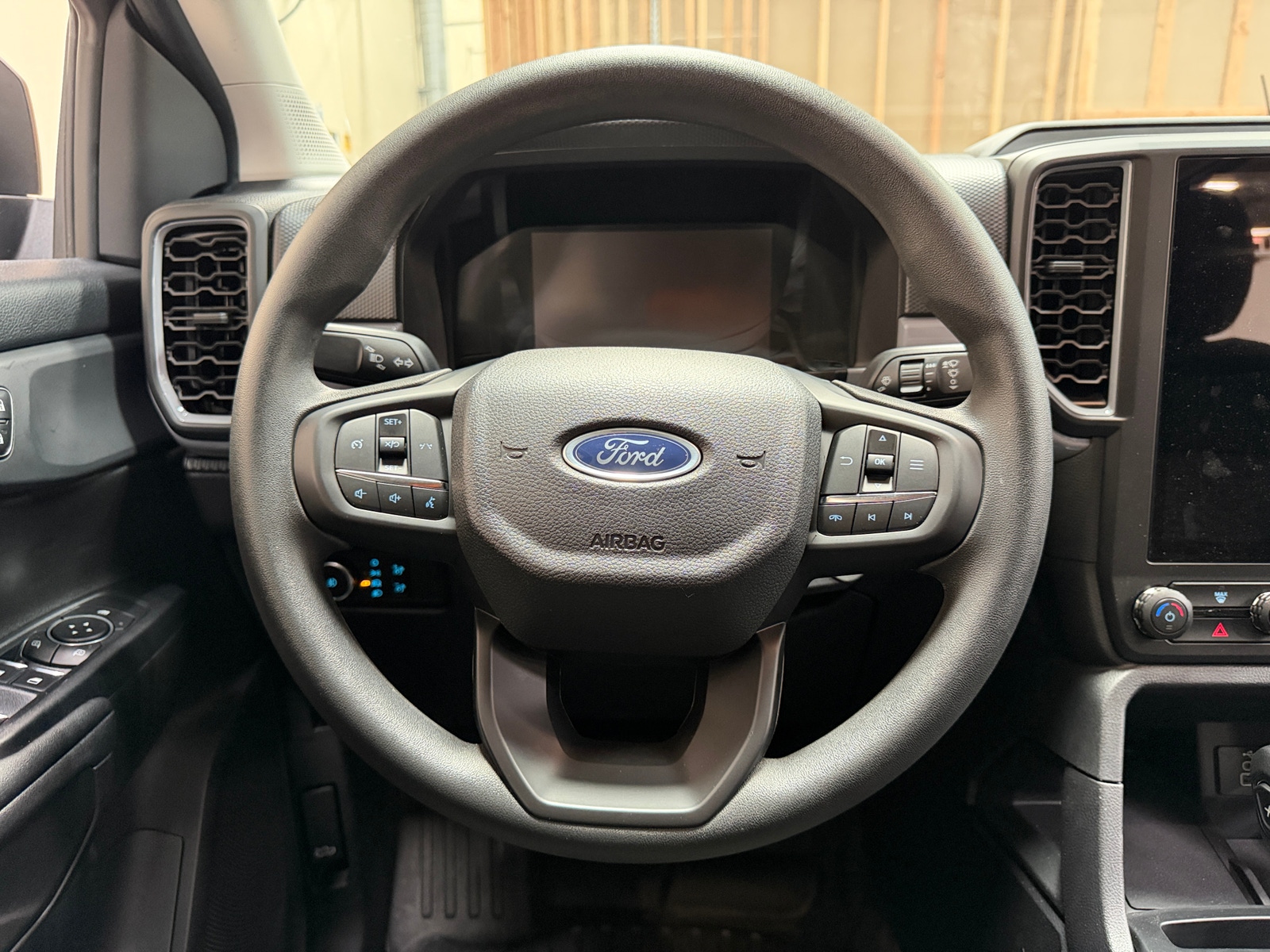 Thumbnail: 2026 Ford Ranger - 5
