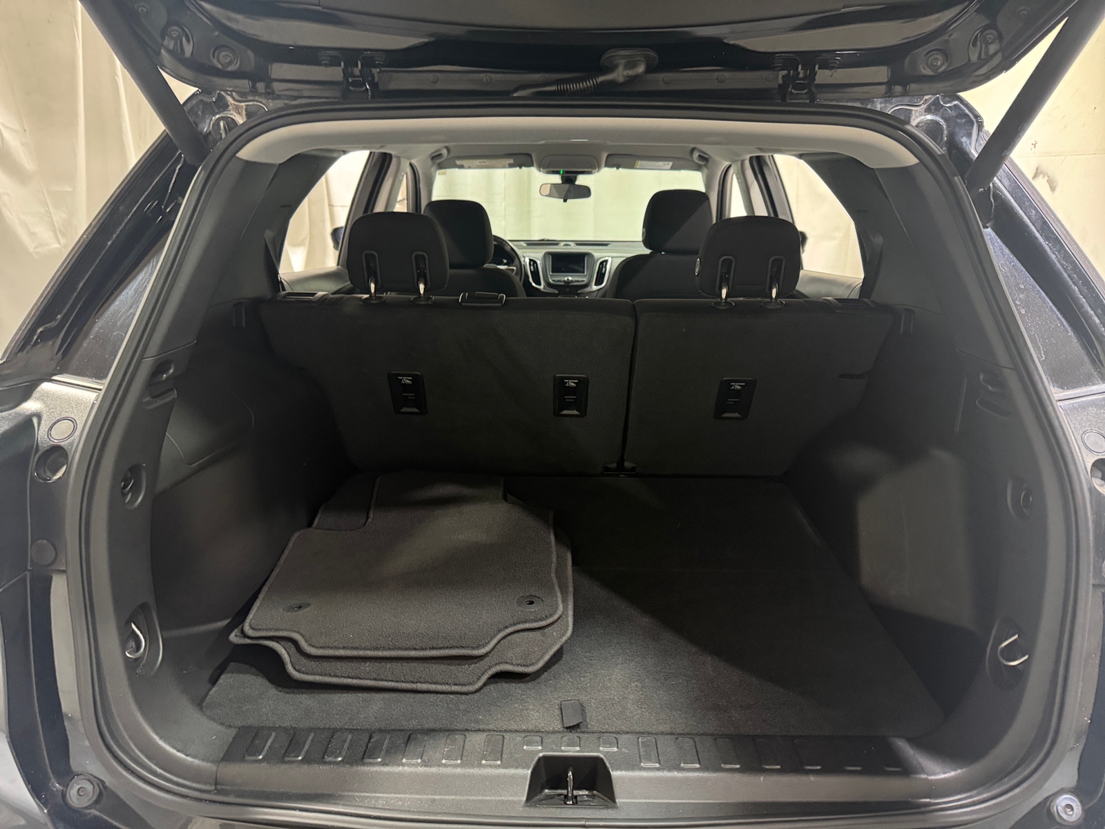 Thumbnail: 2019 Chevrolet Equinox - 7