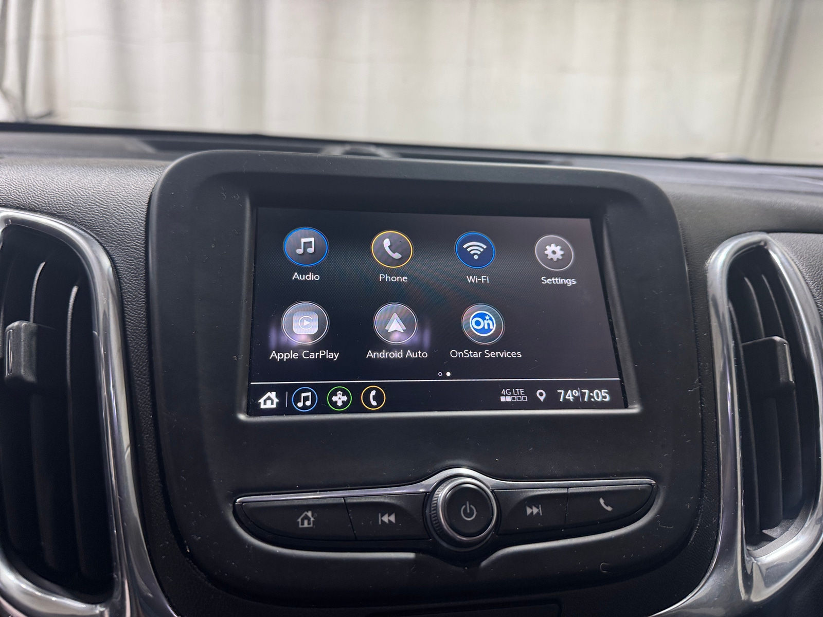 Thumbnail: 2019 Chevrolet Equinox - 4