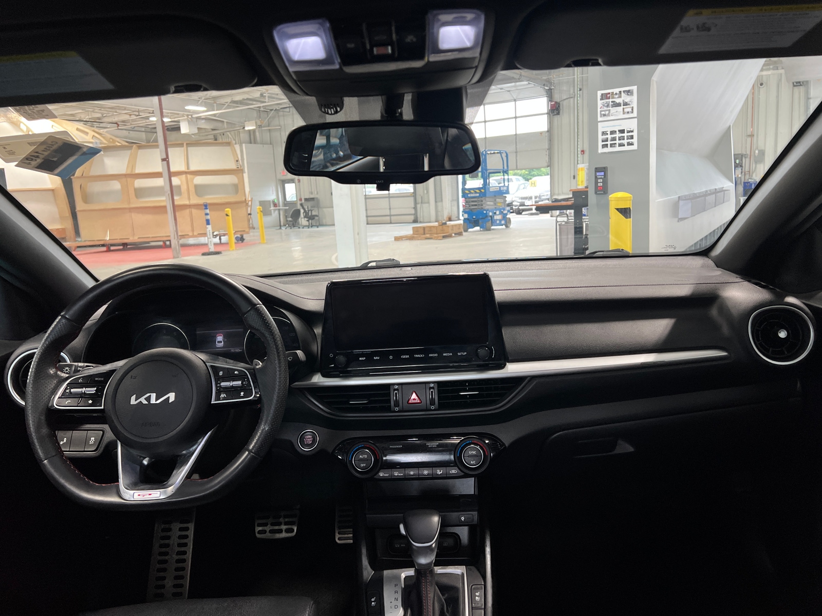 Thumbnail: 2022 Kia Forte - 2