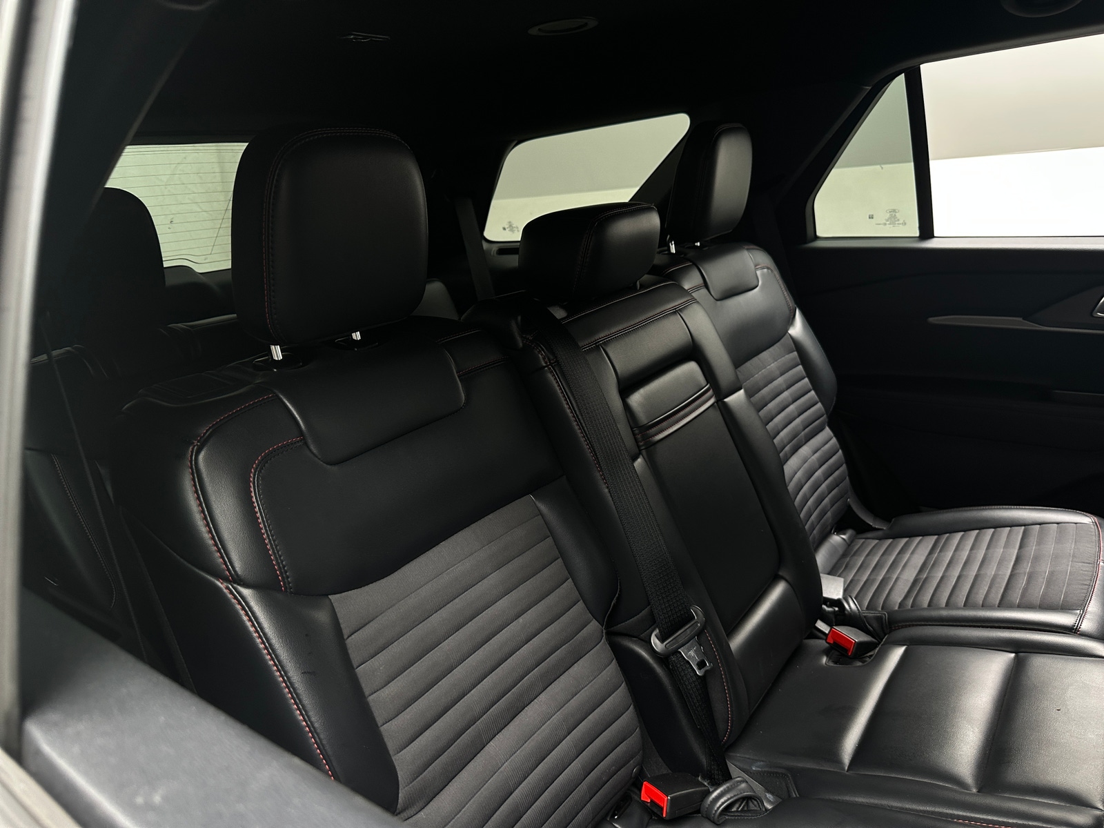 Thumbnail: 2025 Ford Explorer - 5