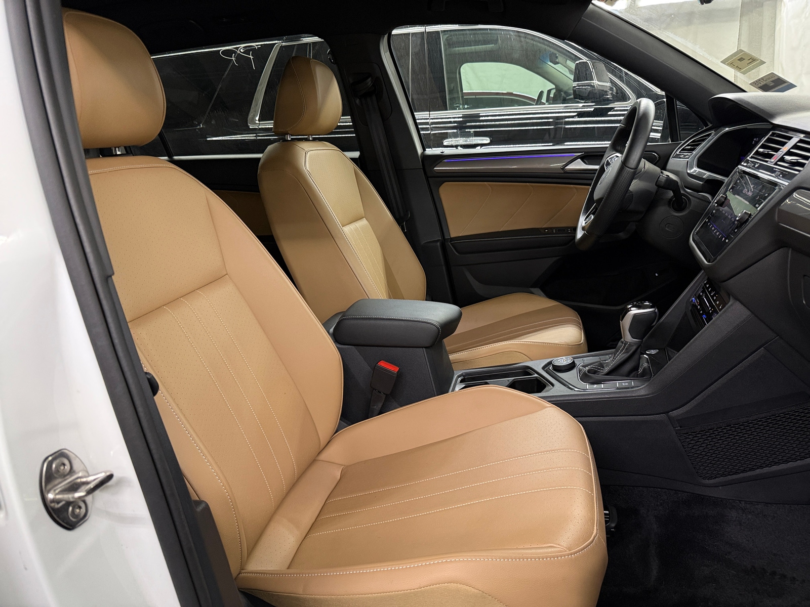 Thumbnail: 2024 Volkswagen Tiguan - 2