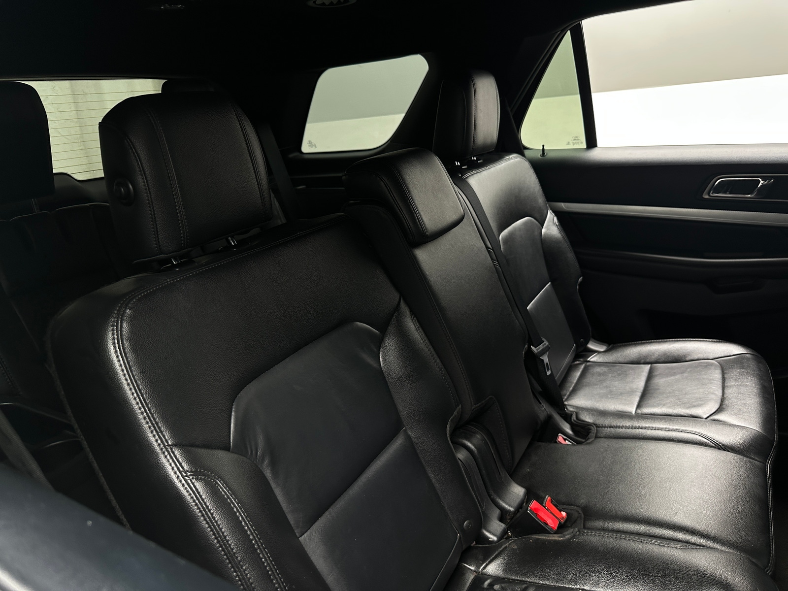 Thumbnail: 2016 Ford Explorer - 5