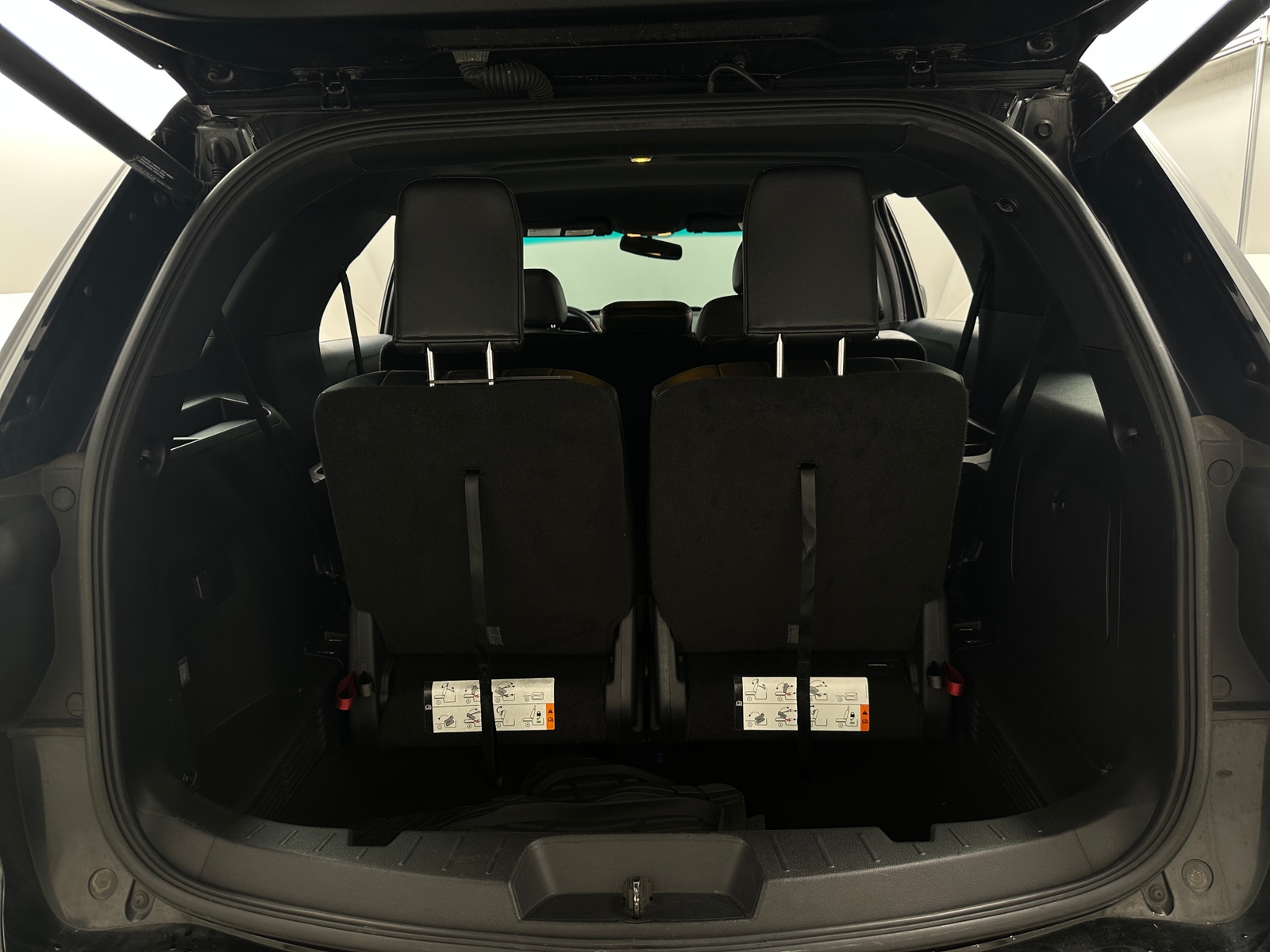Thumbnail: 2016 Ford Explorer - 6