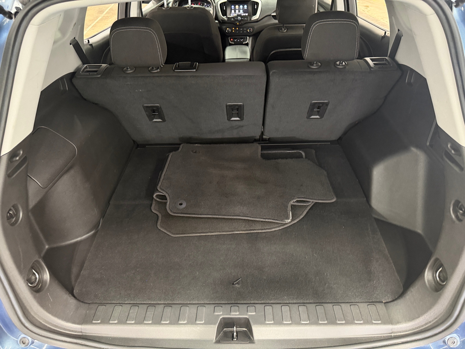 Thumbnail: 2024 GMC Terrain - 7