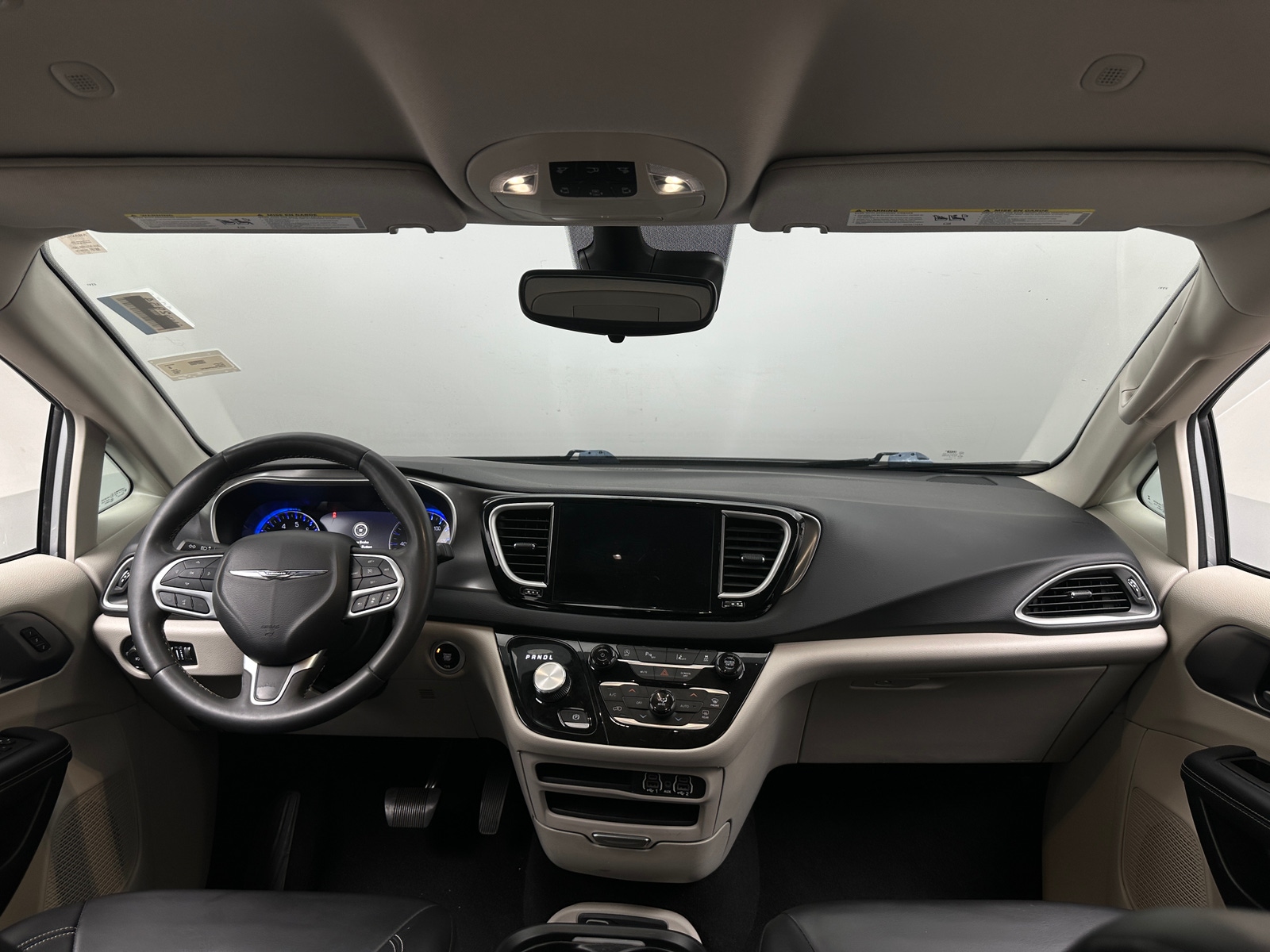 Thumbnail: 2023 Chrysler Pacifica - 2