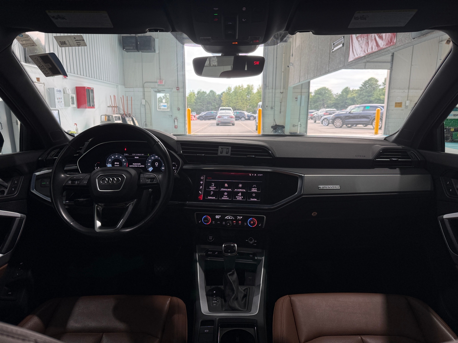 Thumbnail: 2023 Audi Q3 - 2