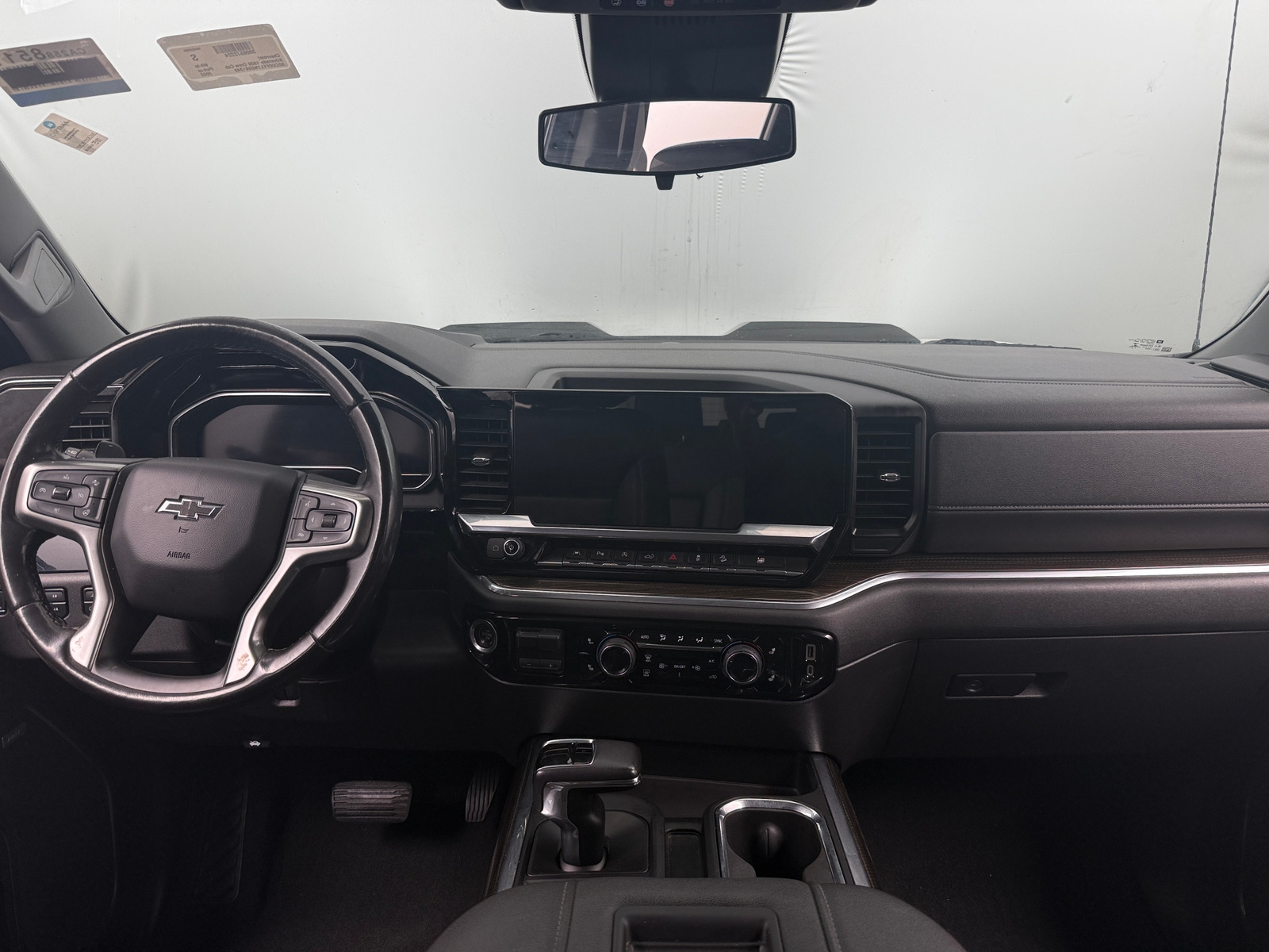 Thumbnail: 2022 Chevrolet Silverado 1500 - 3