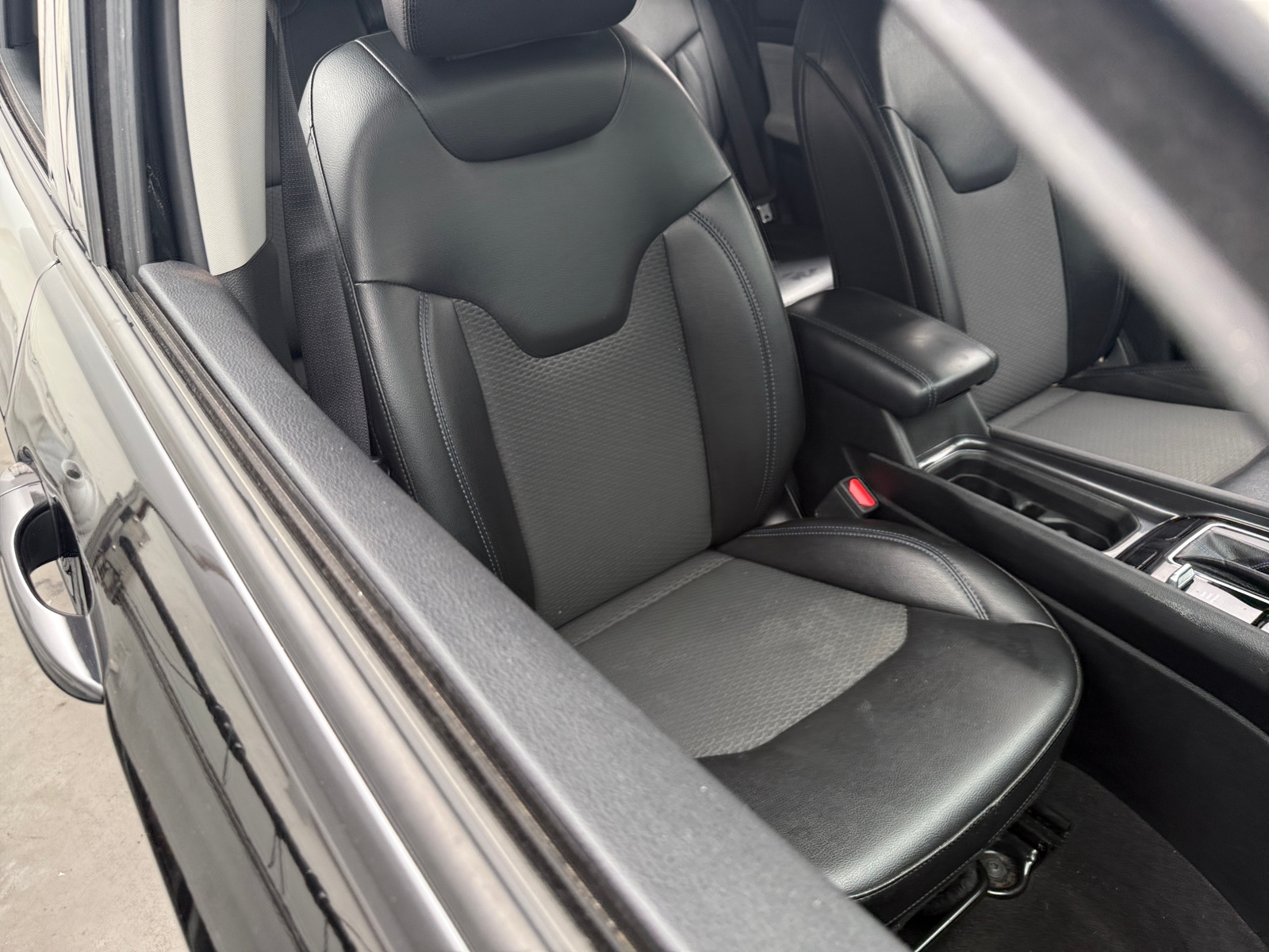 Thumbnail: 2022 Jeep Compass - 2