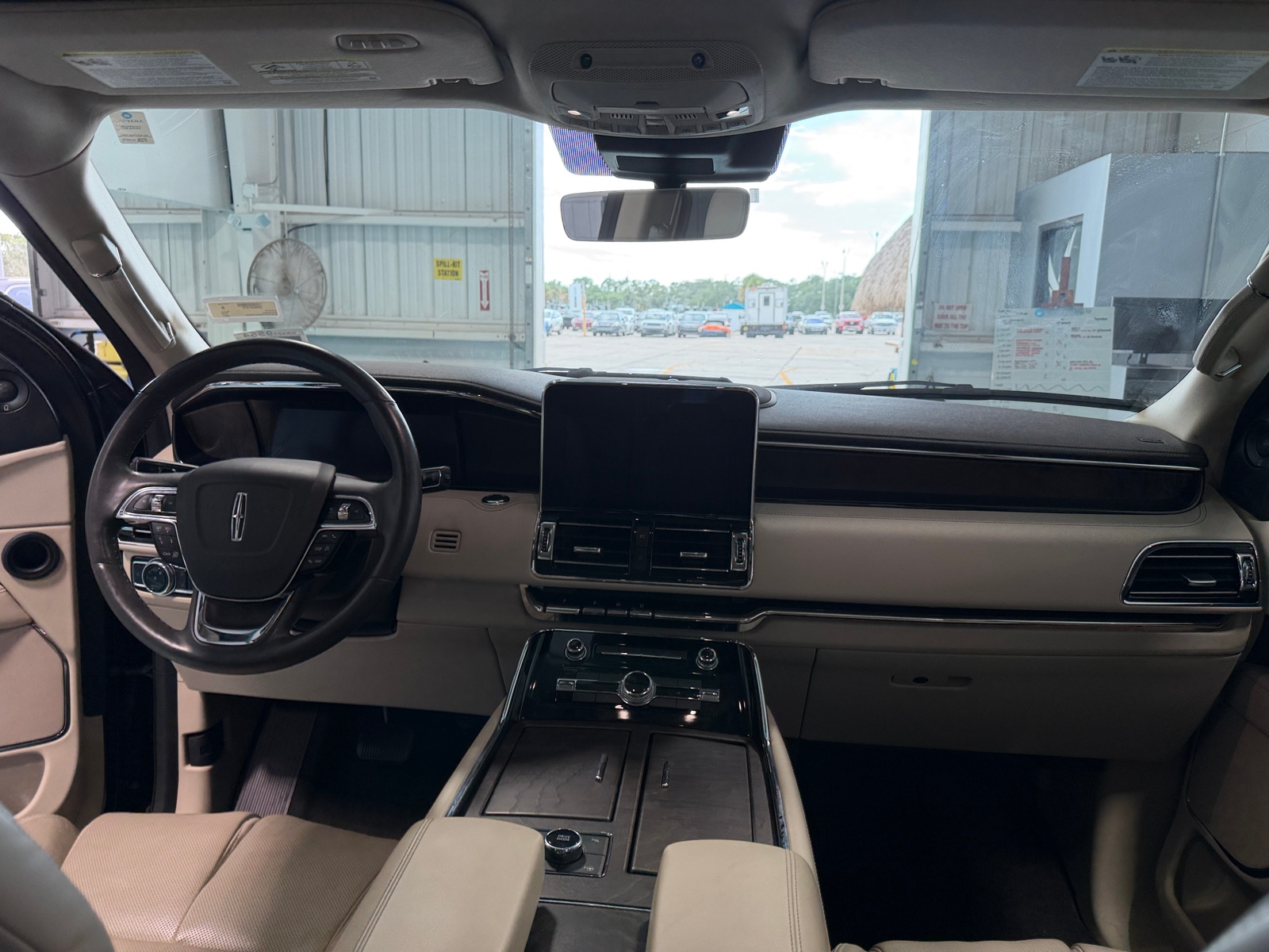 Thumbnail: 2021 Lincoln Navigator - 2