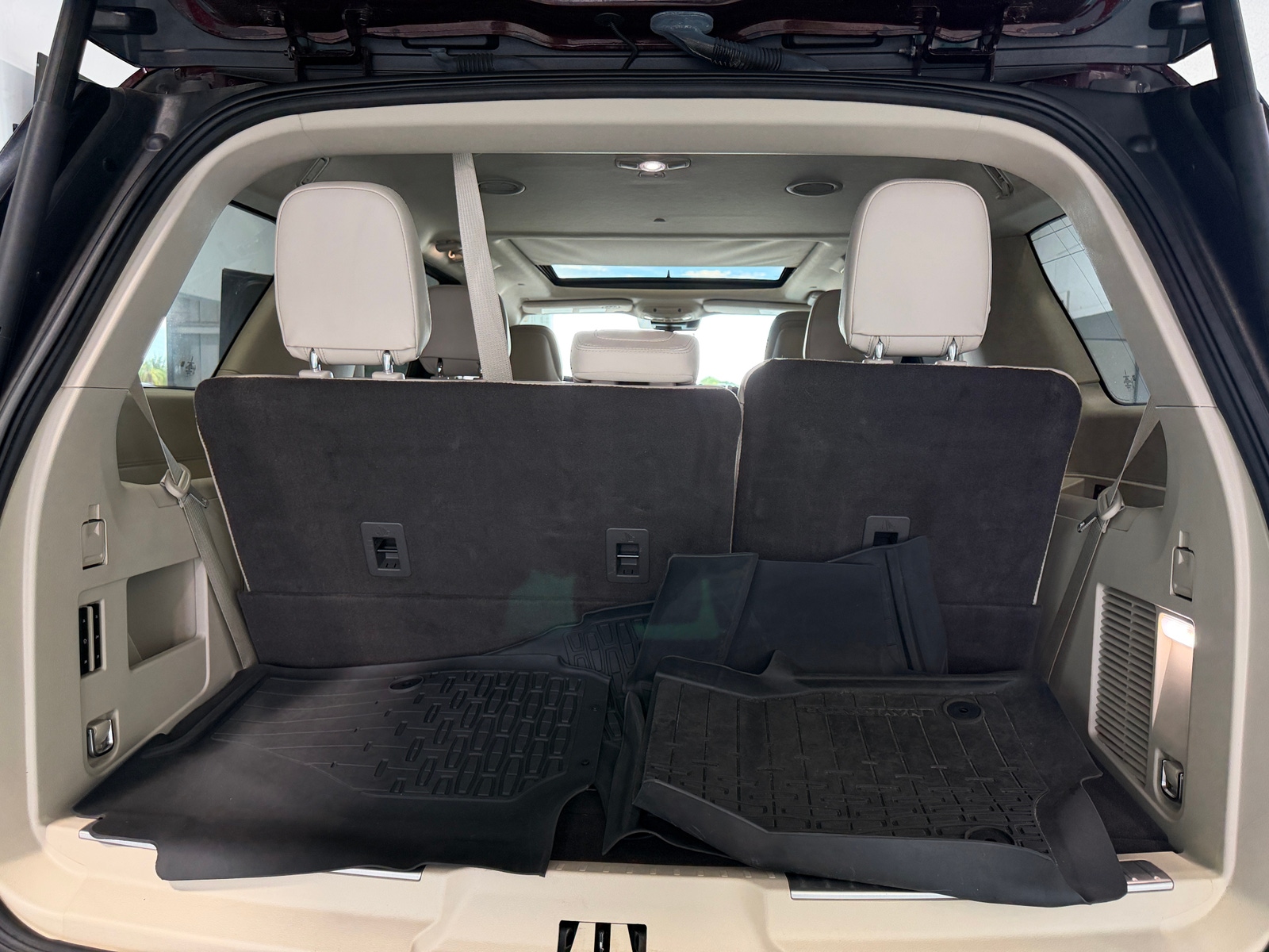 Thumbnail: 2021 Lincoln Navigator - 6