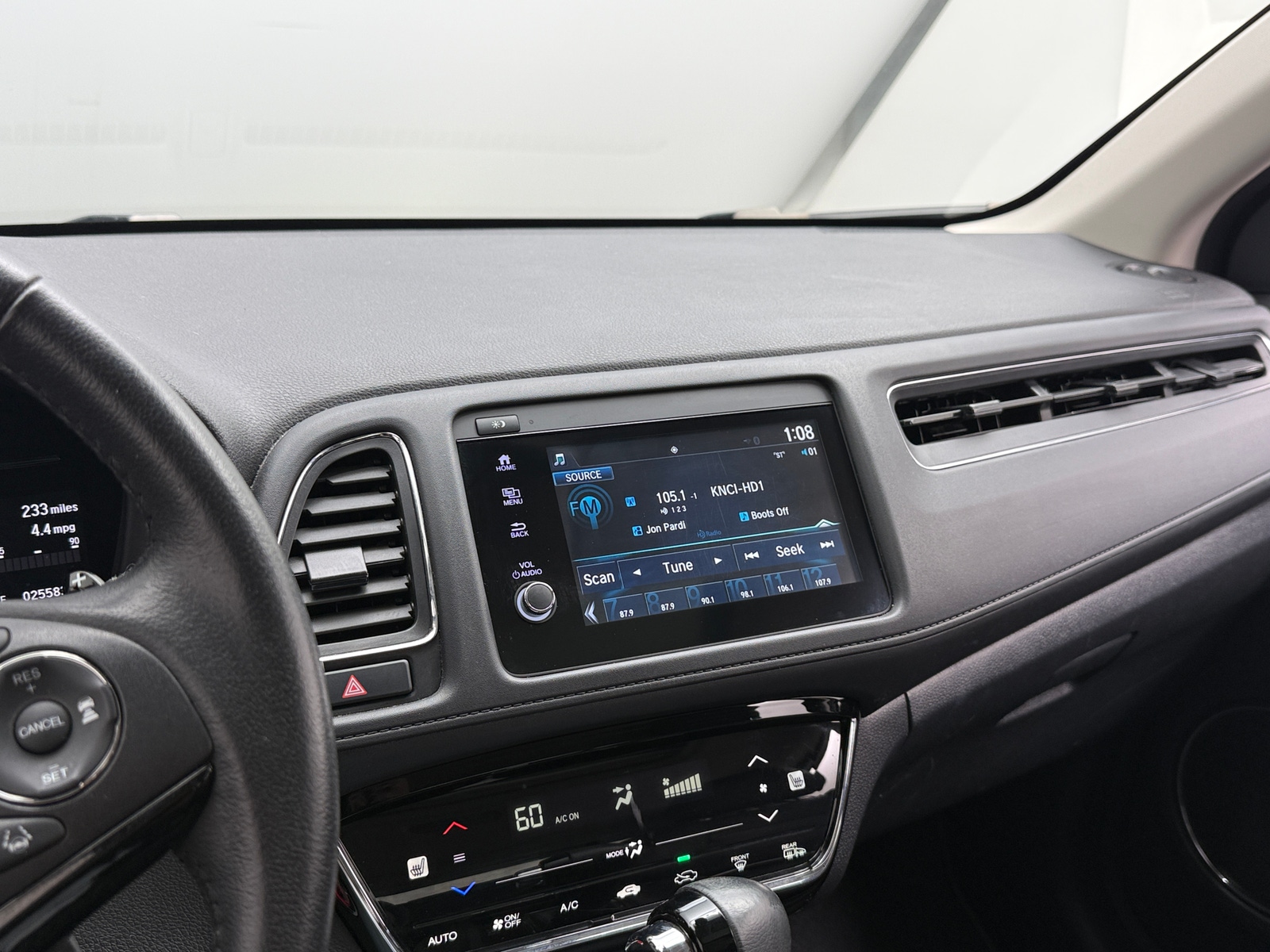 Thumbnail: 2022 Honda HR-V - 3