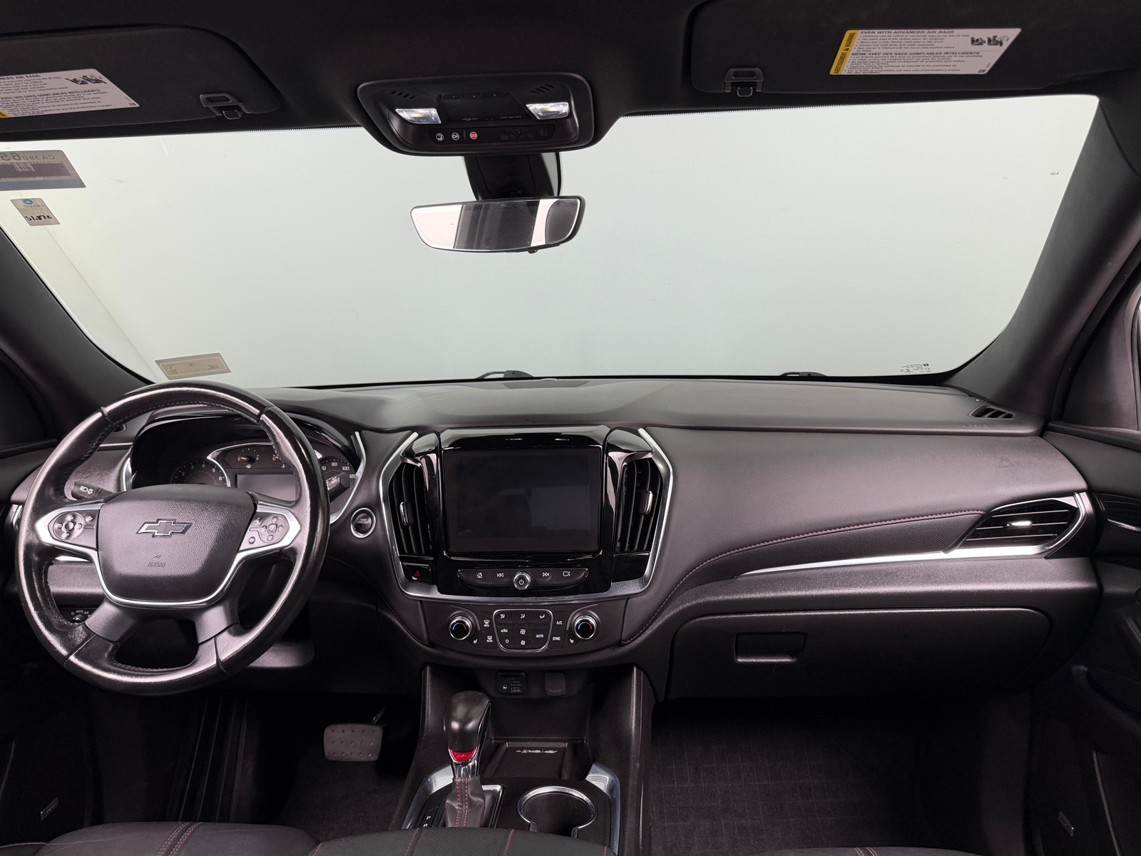 Thumbnail: 2022 Chevrolet Traverse - 2