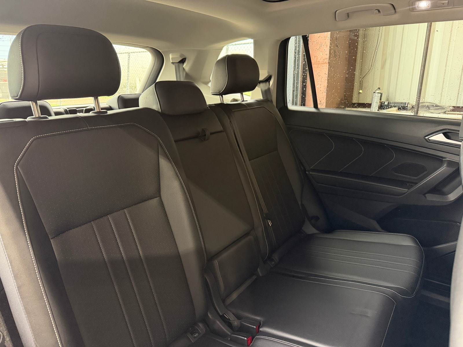 Thumbnail: 2023 Volkswagen Tiguan - 6