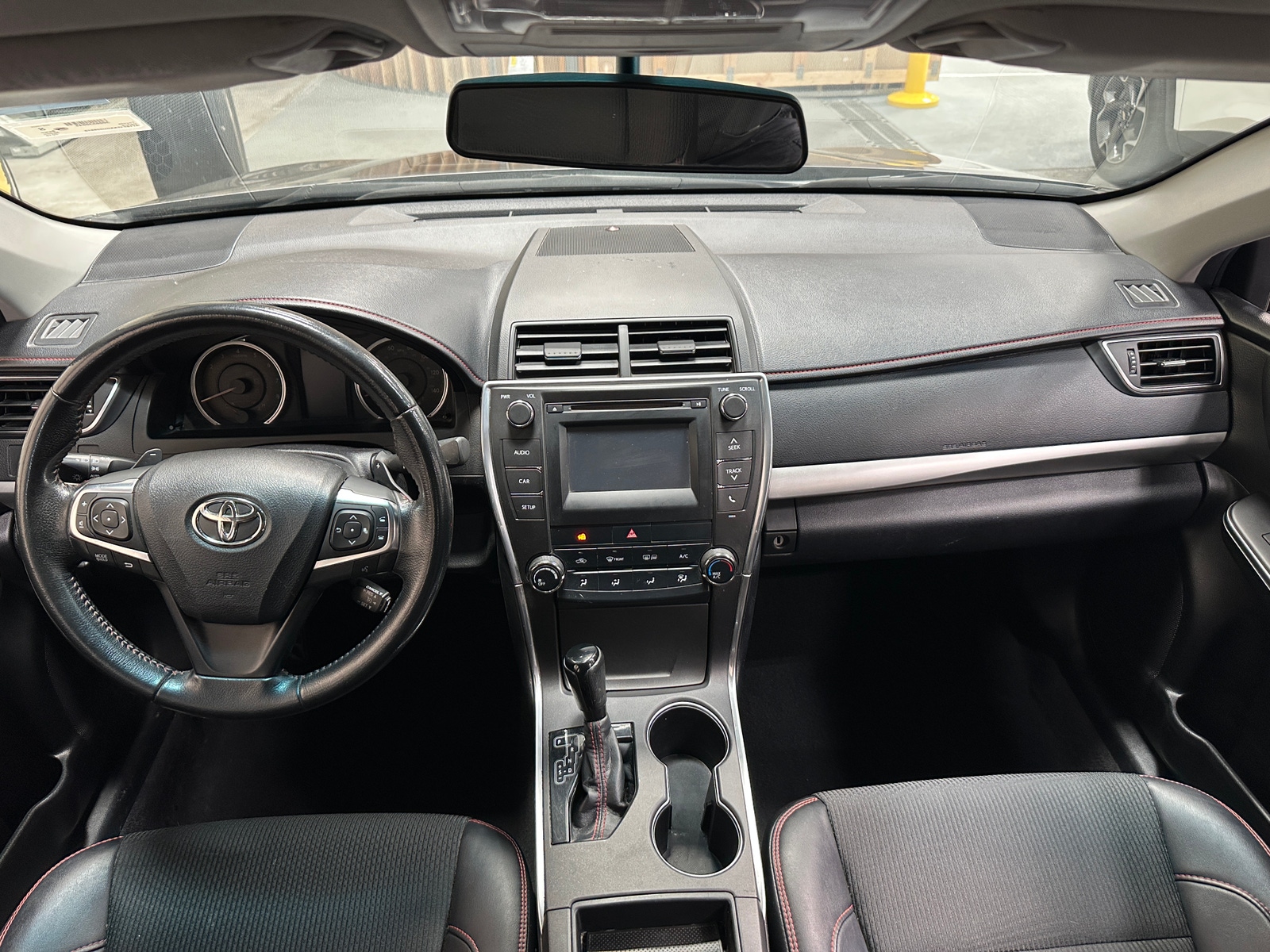 Thumbnail: 2016 Toyota Camry - 3
