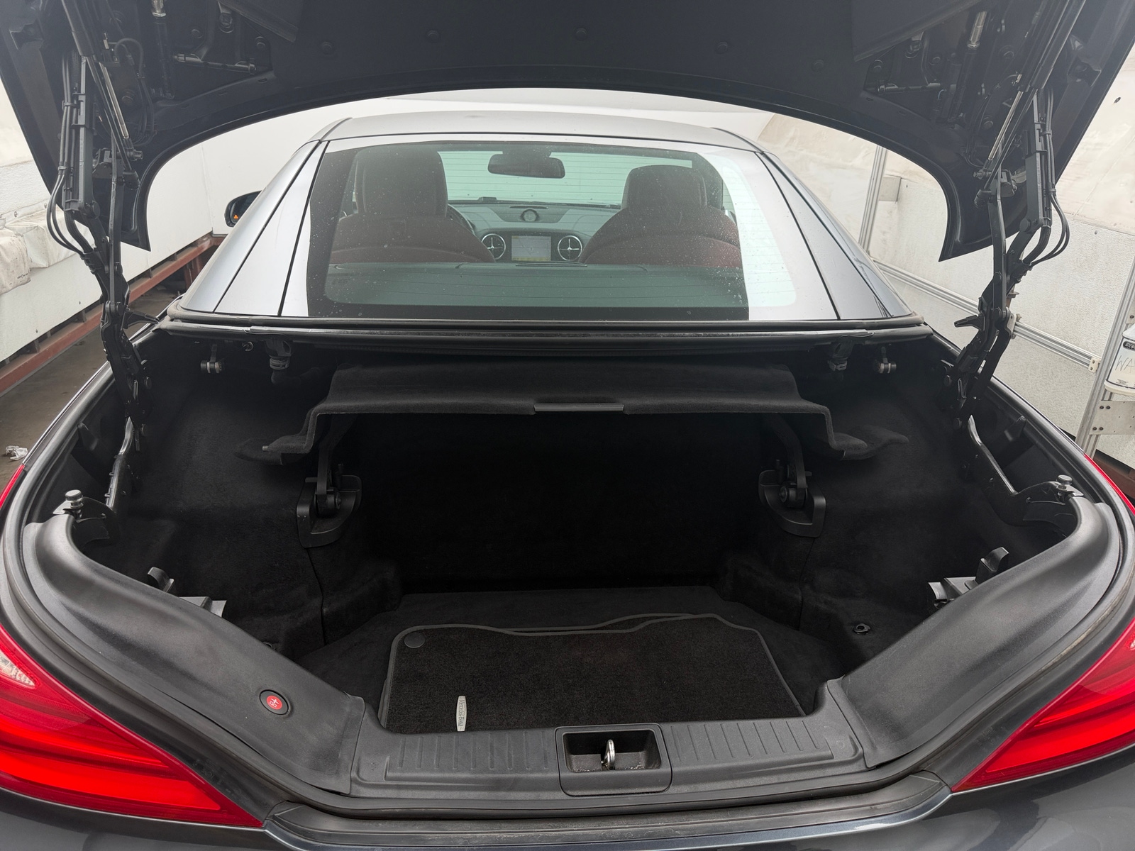 Thumbnail: 2013 Mercedes-Benz SL-Class - 5