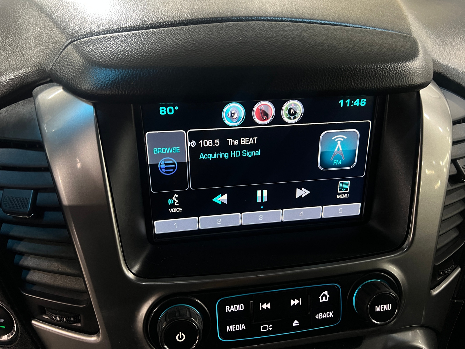 Thumbnail: 2015 Chevrolet Suburban - 3
