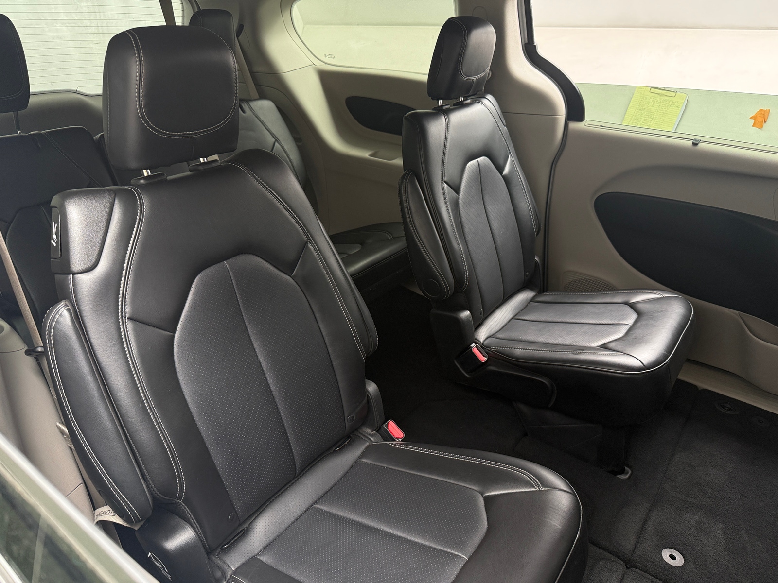Thumbnail: 2024 Chrysler Pacifica - 5