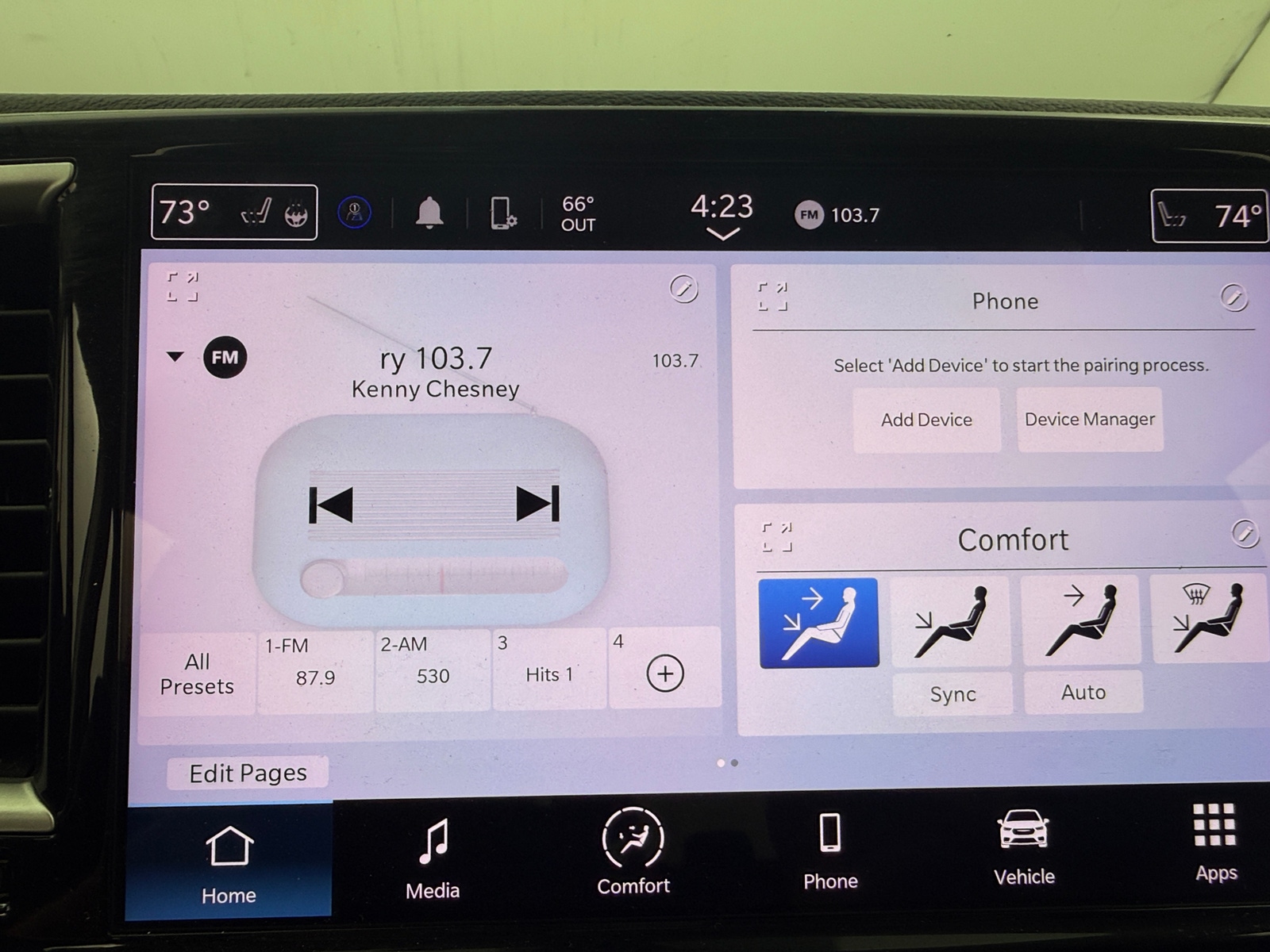 Thumbnail: 2024 Chrysler Pacifica - 3