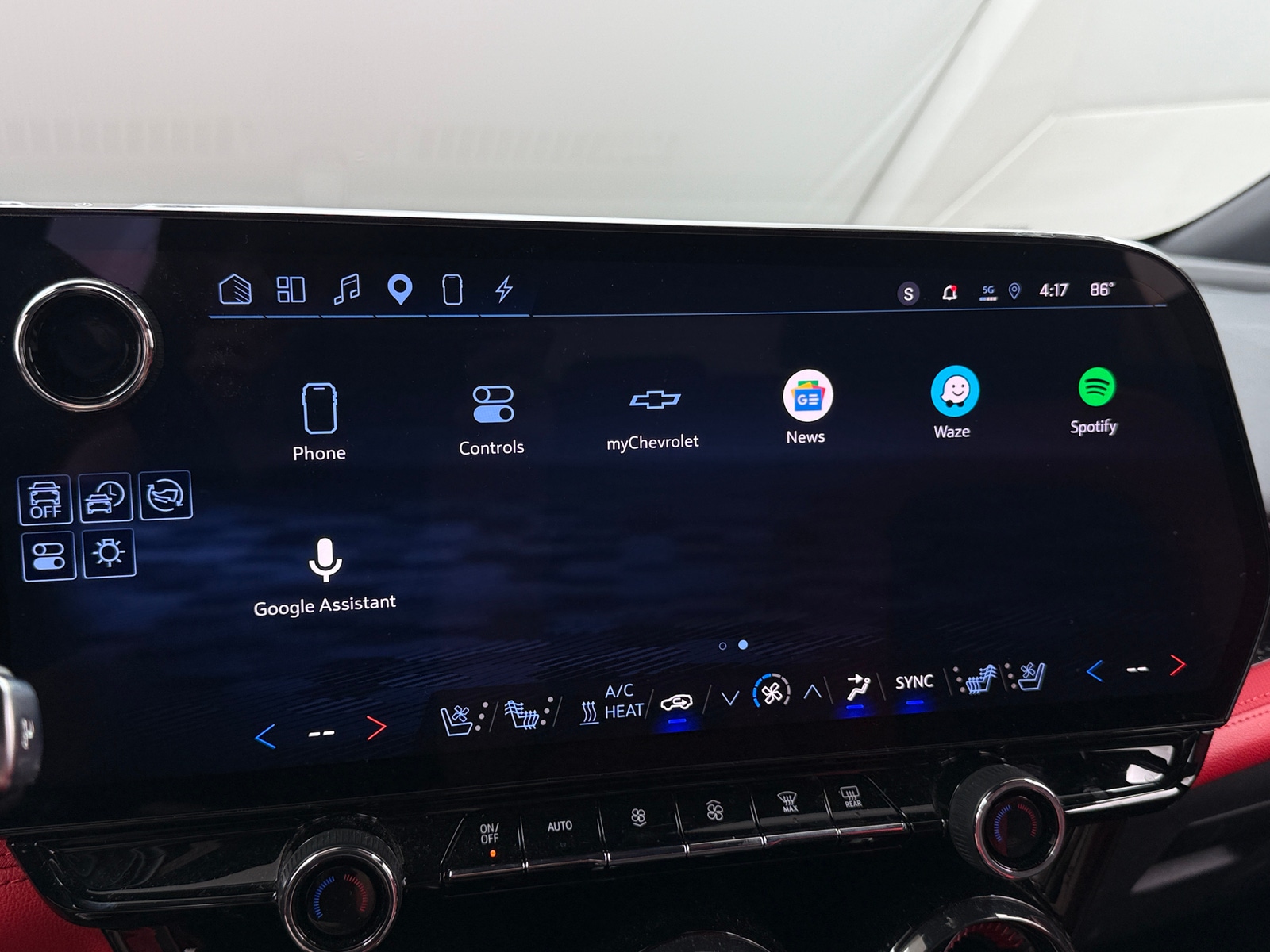 Thumbnail: 2024 Chevrolet Blazer EV - 3