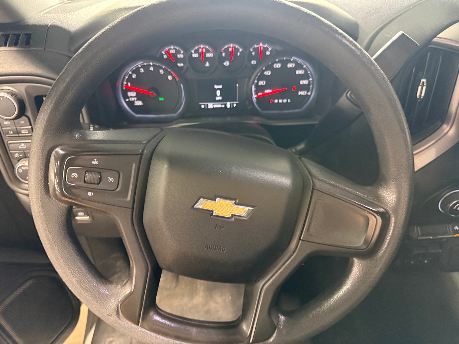 Thumbnail: 2020 Chevrolet Silverado 1500 - 5