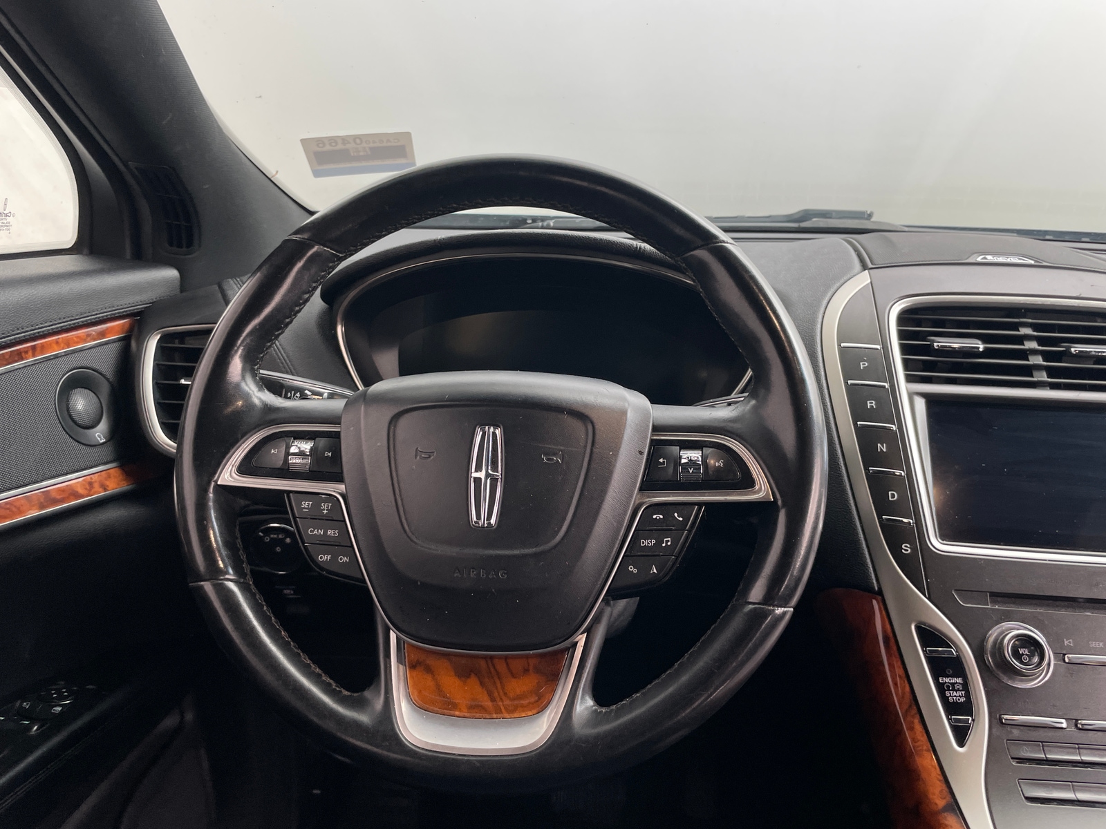 Thumbnail: 2019 Lincoln Nautilus - 4
