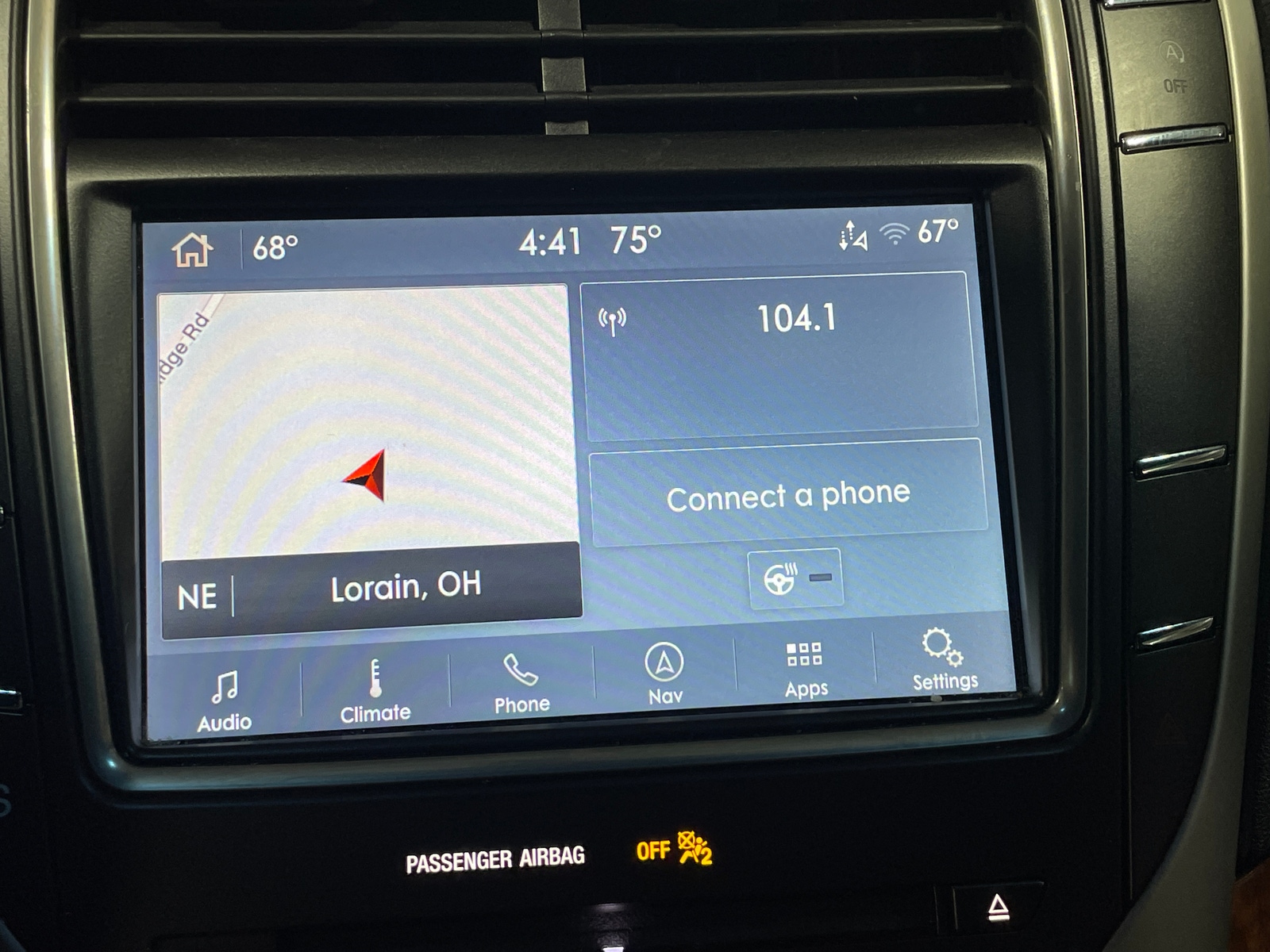 Thumbnail: 2019 Lincoln Nautilus - 3