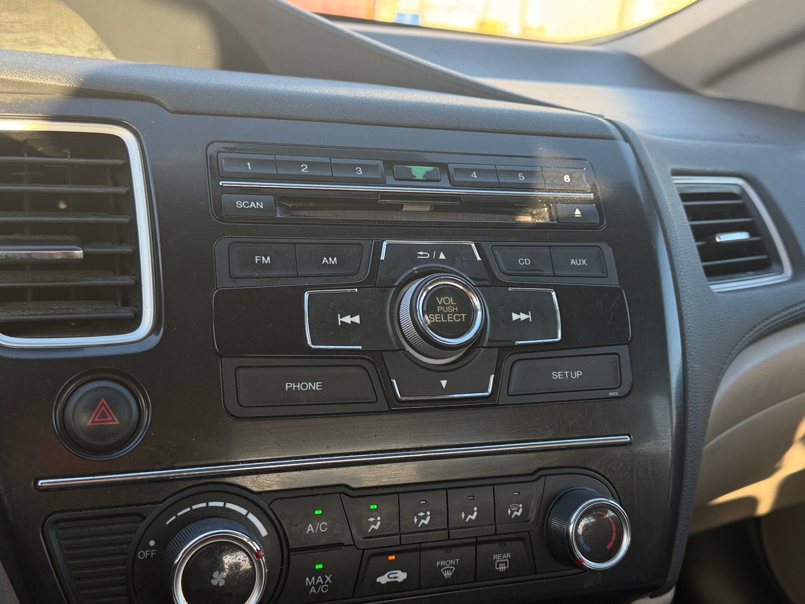 Thumbnail: 2013 Honda Civic - 4