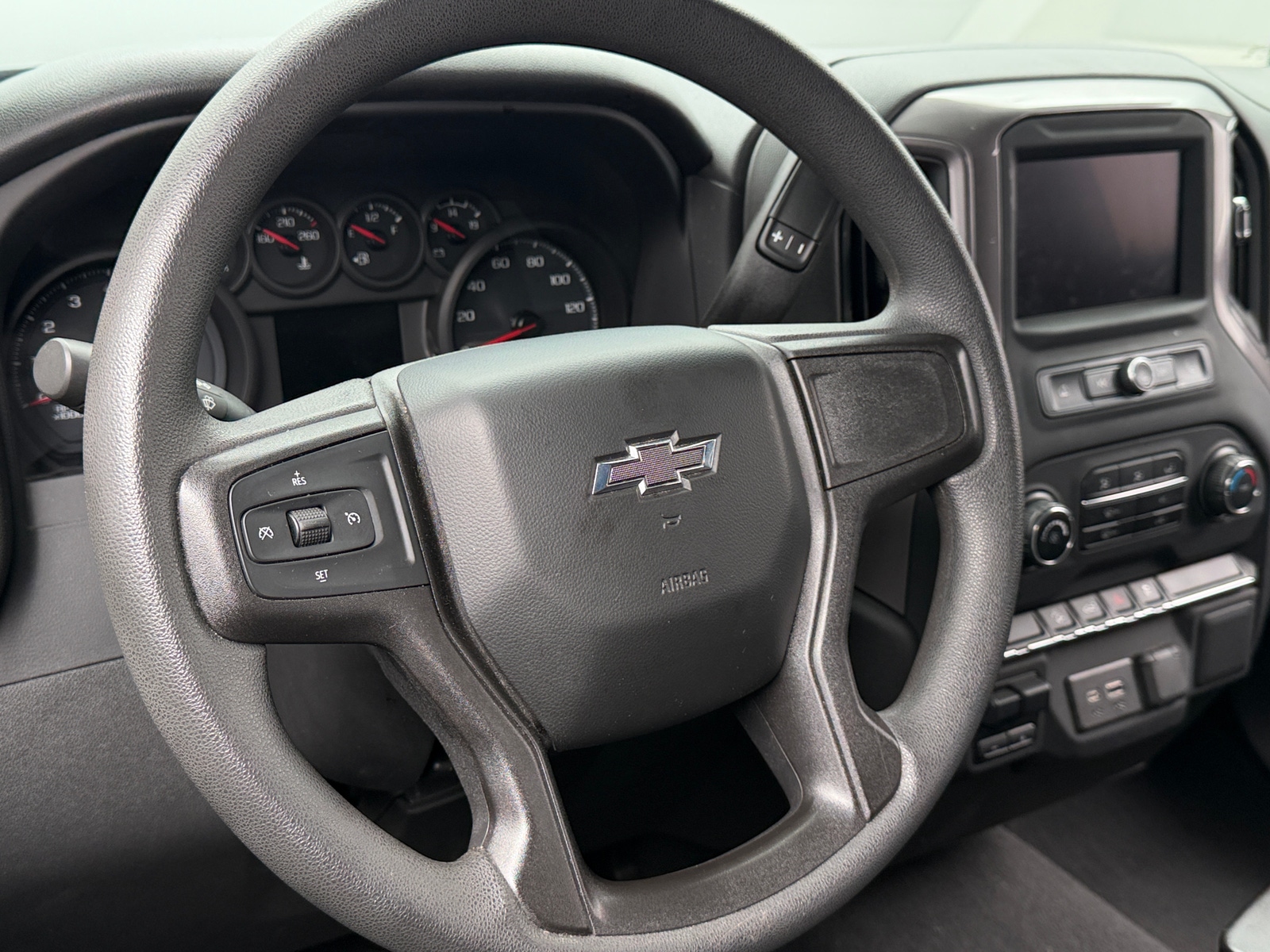 Thumbnail: 2021 Chevrolet Silverado 1500 - 5
