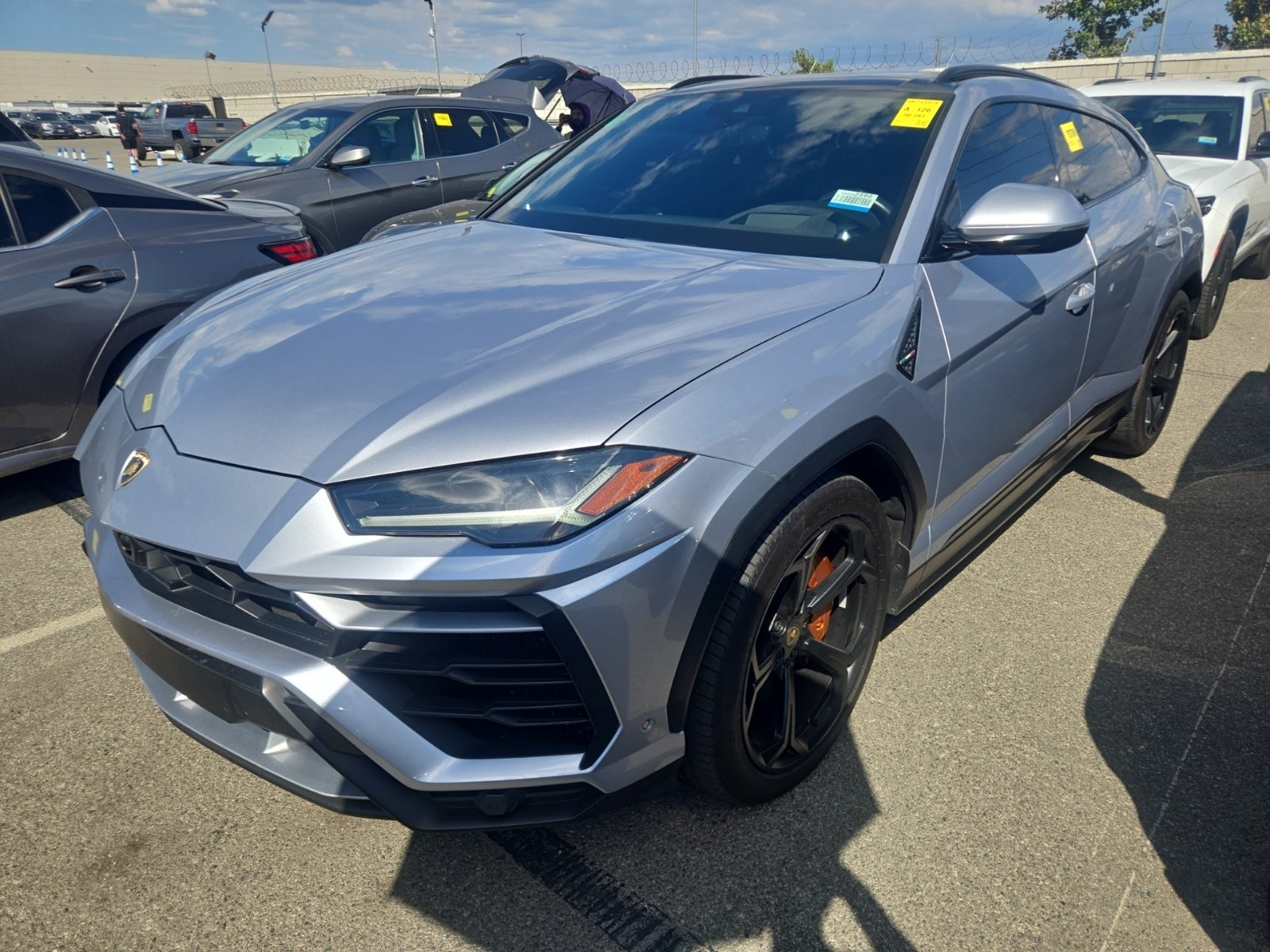 2020 Lamborghini Urus Base
