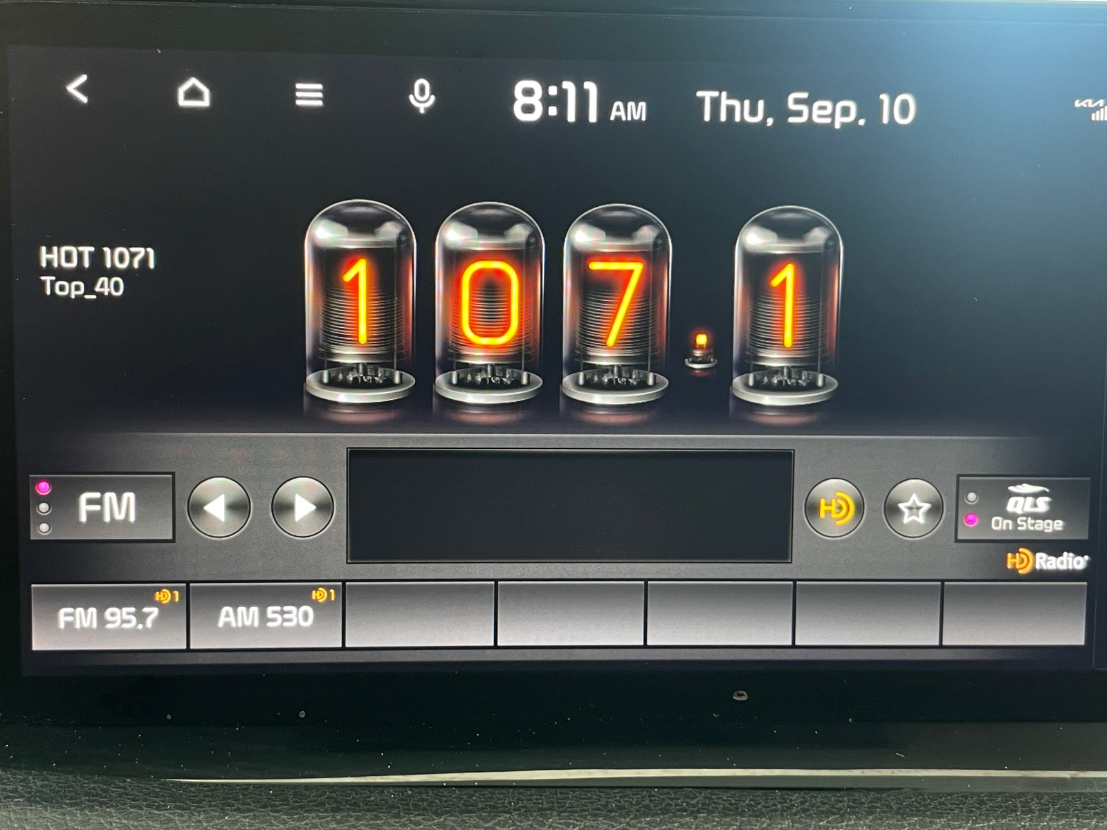 Thumbnail: 2023 Kia Stinger - 3