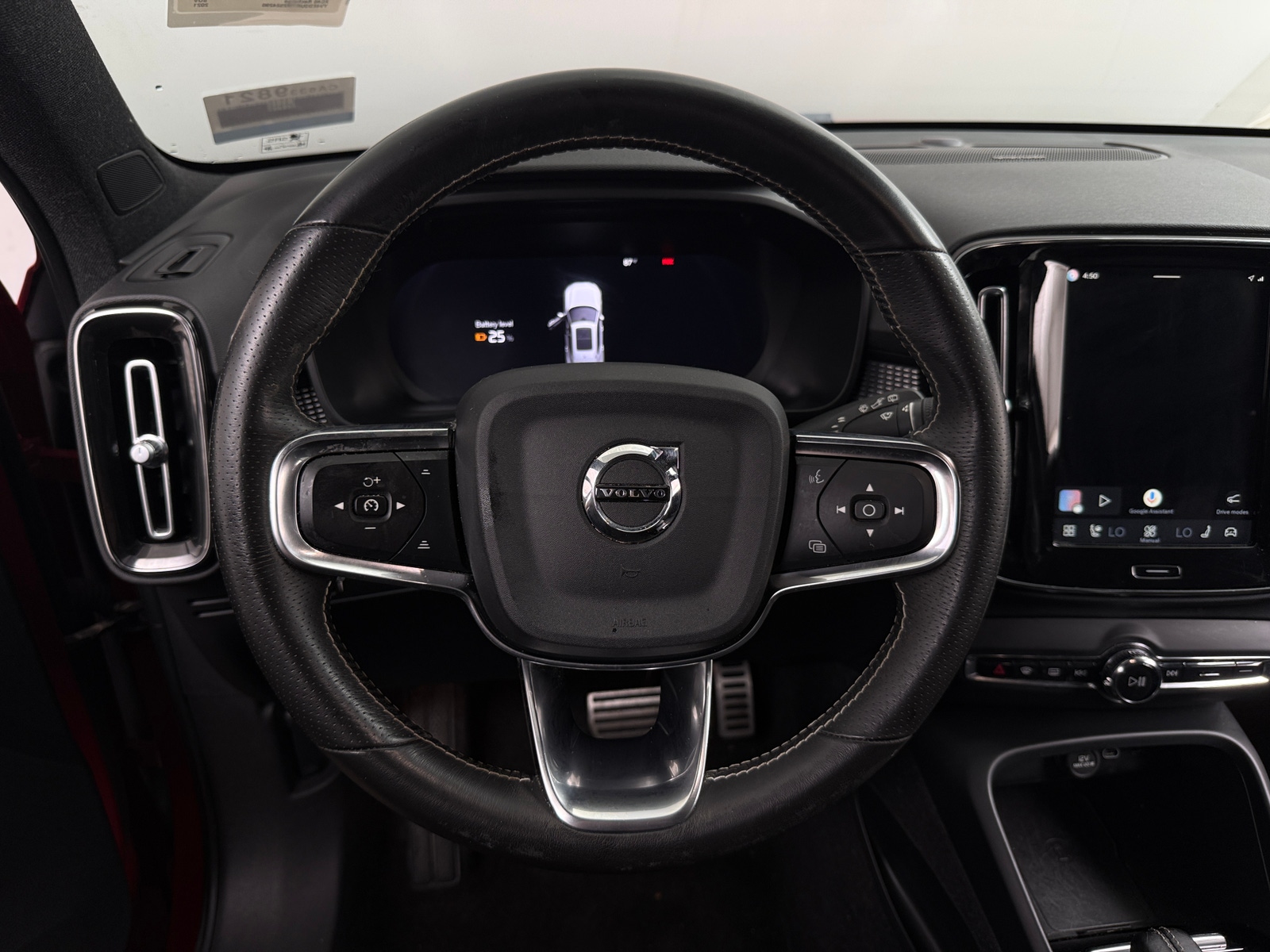 Thumbnail: 2021 Volvo XC40 - 4