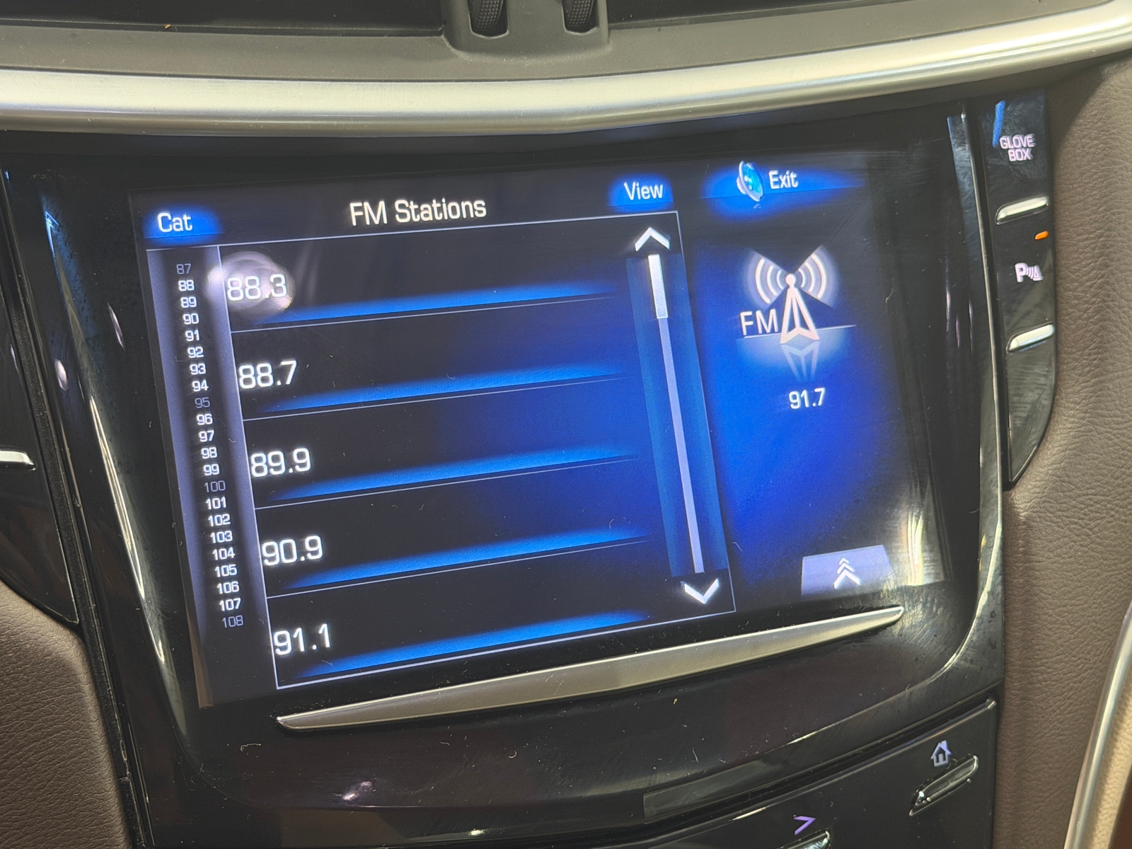 Thumbnail: 2014 Cadillac XTS - 3