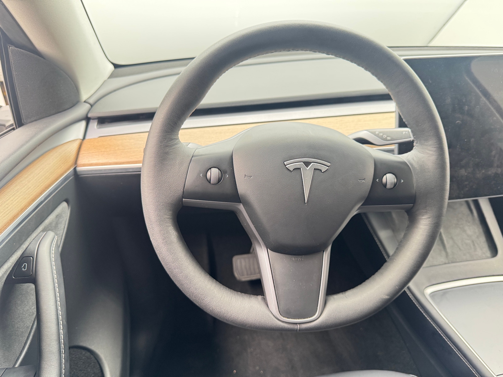 Thumbnail: 2022 Tesla Model Y - 4