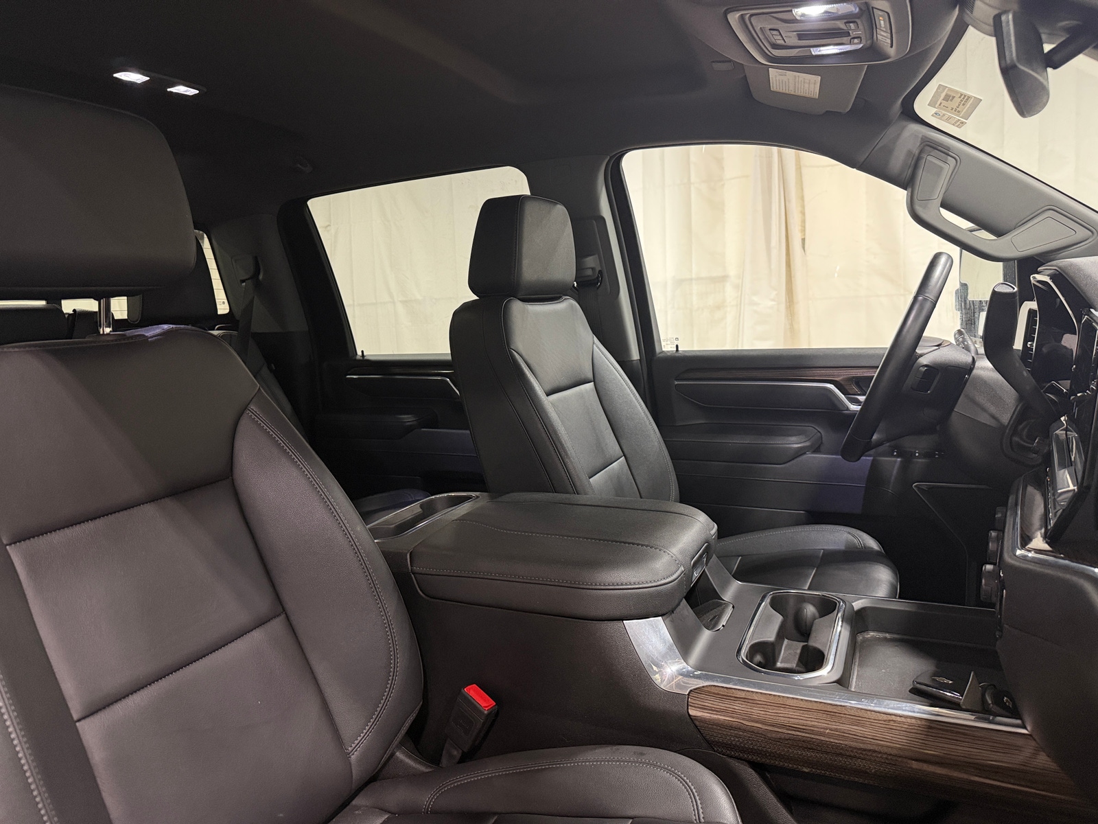 Thumbnail: 2025 Chevrolet Silverado 2500 - 2