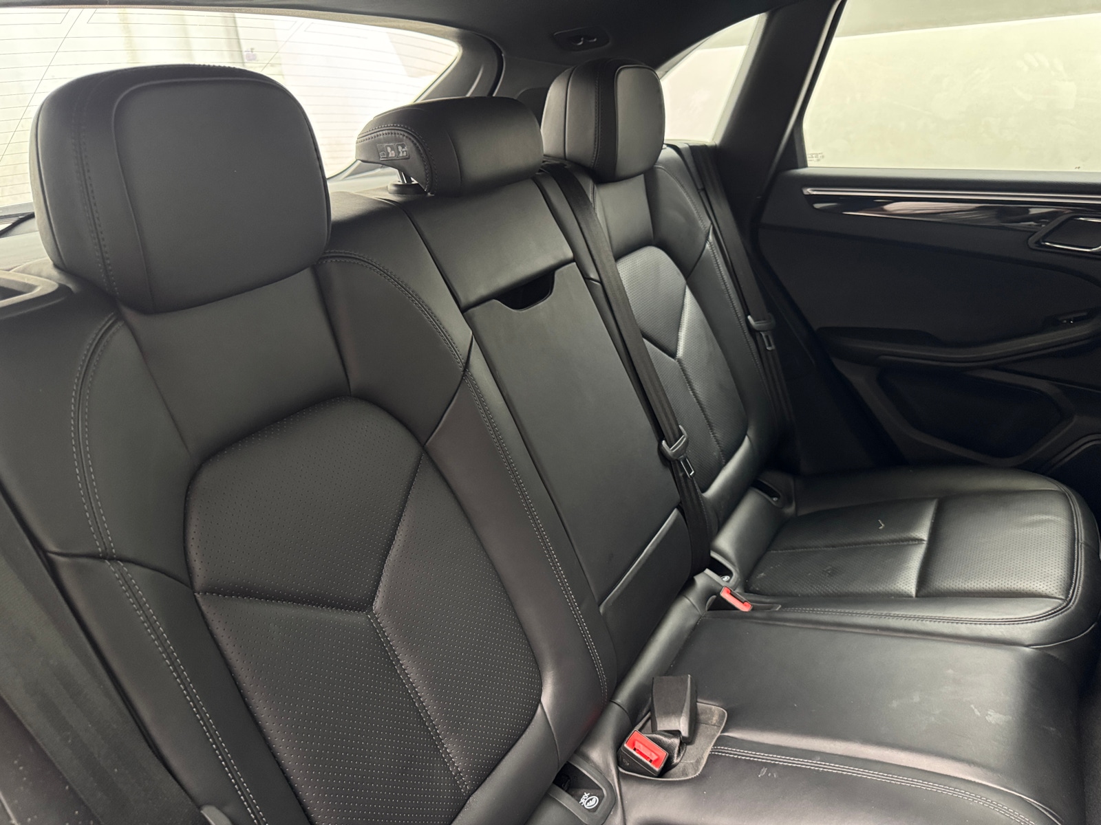 Thumbnail: 2018 Porsche Macan - 5