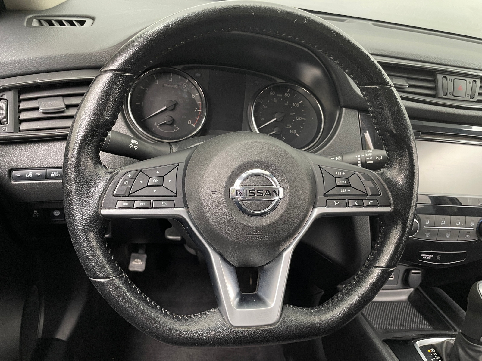 Thumbnail: 2020 Nissan Rogue - 5