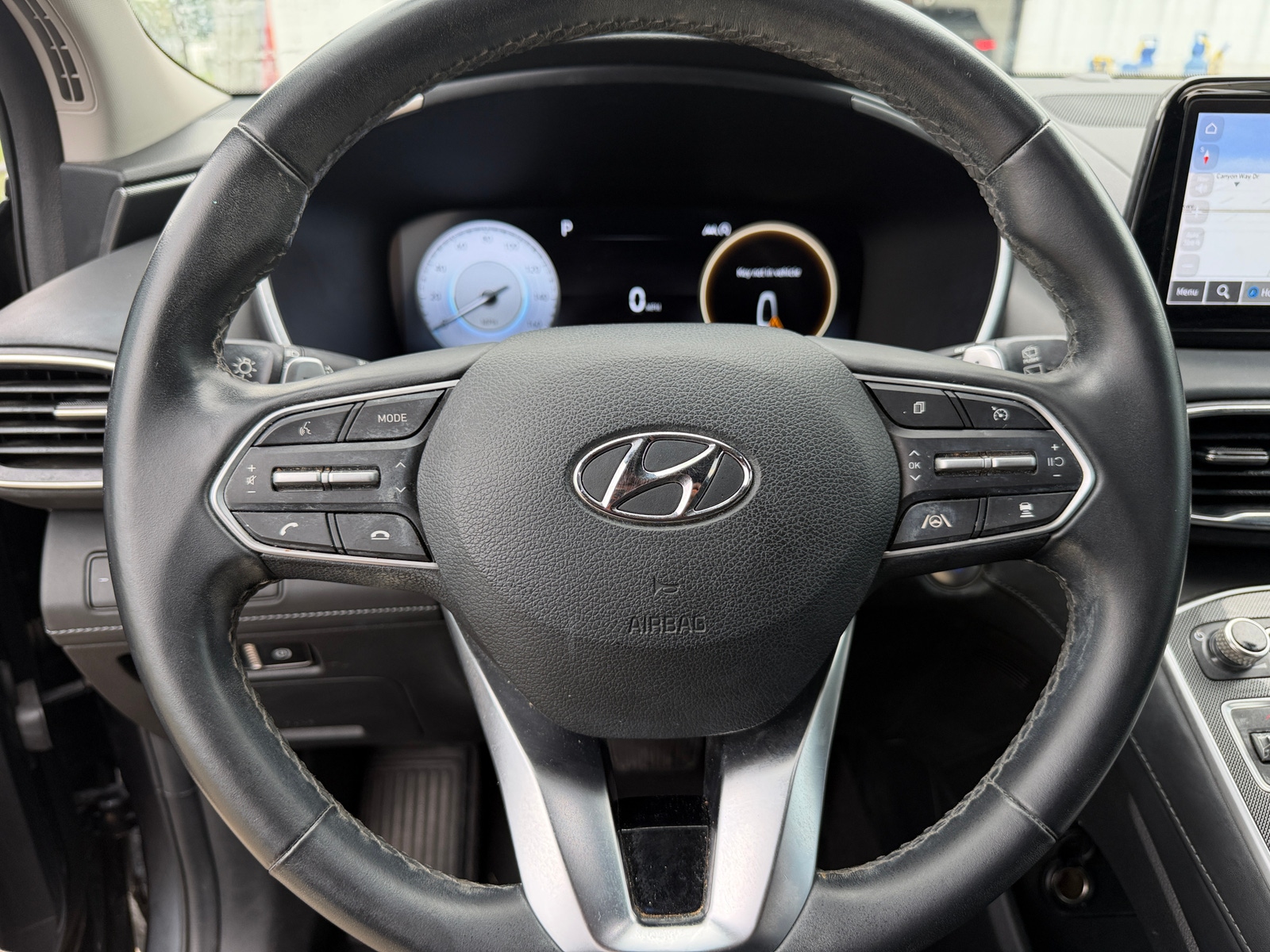 Thumbnail: 2022 Hyundai Santa Fe - 4